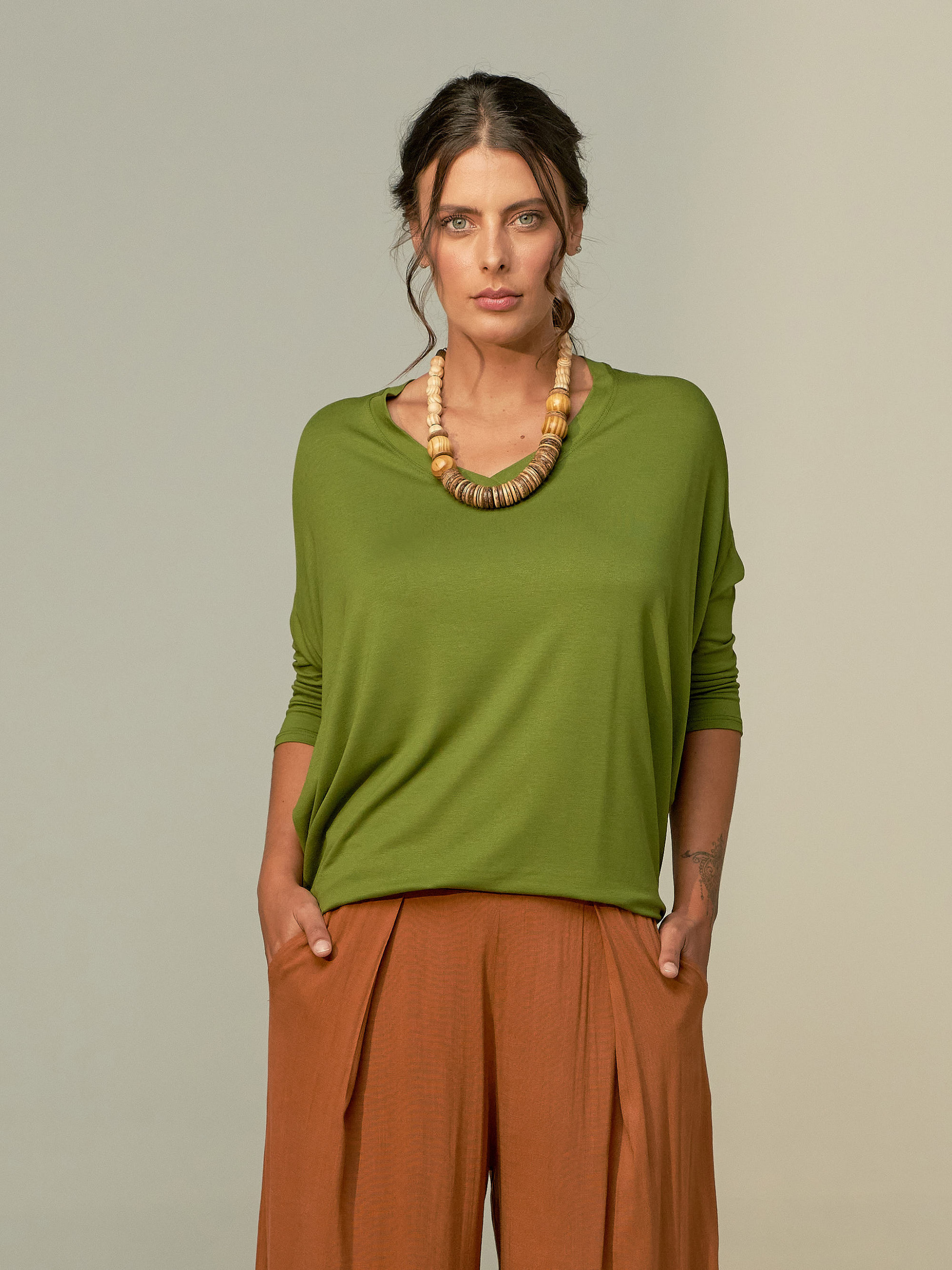 Blusa Morcego Gola V Abacate