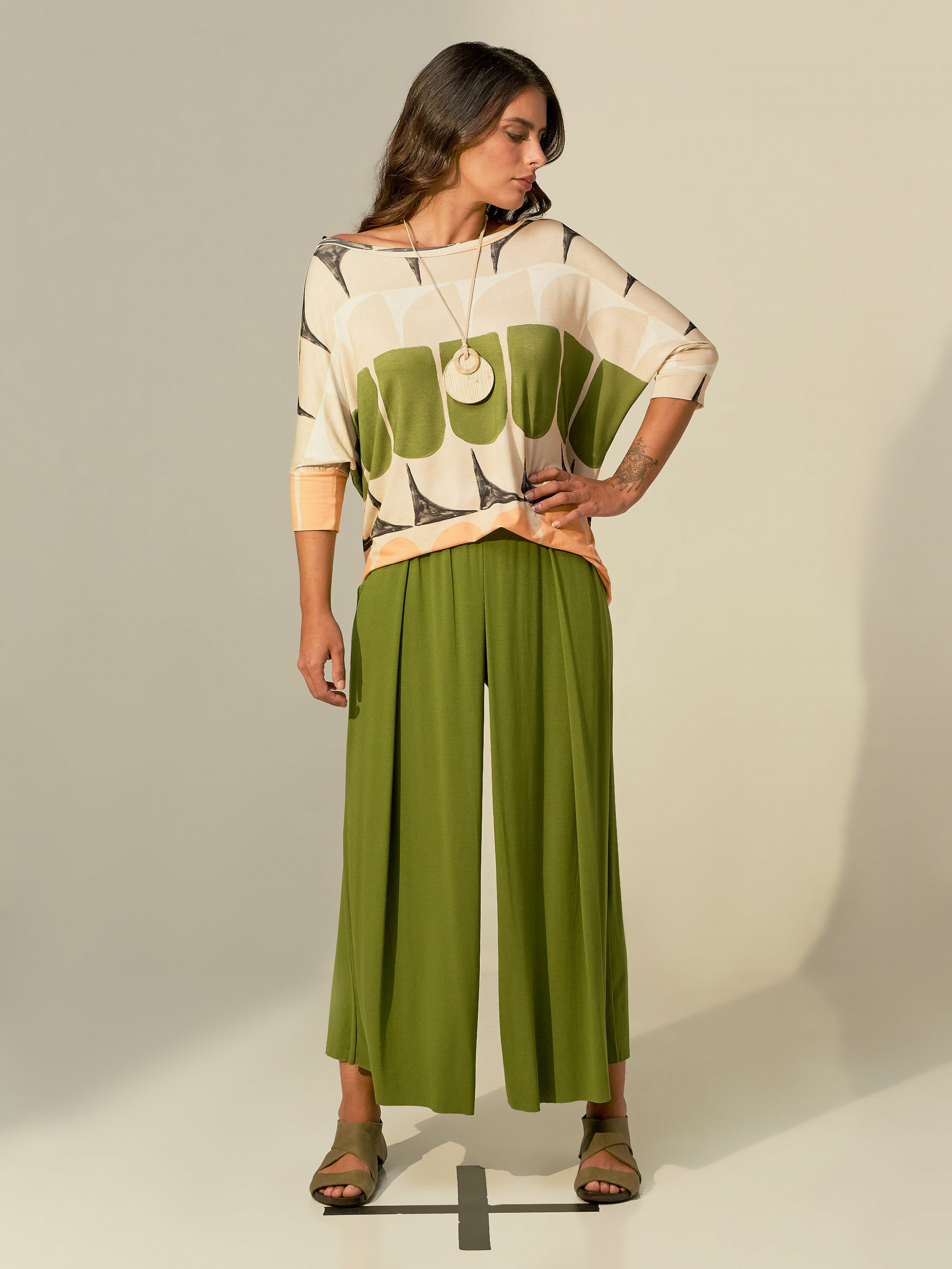 Blusa Quadrada Estampa Arcos