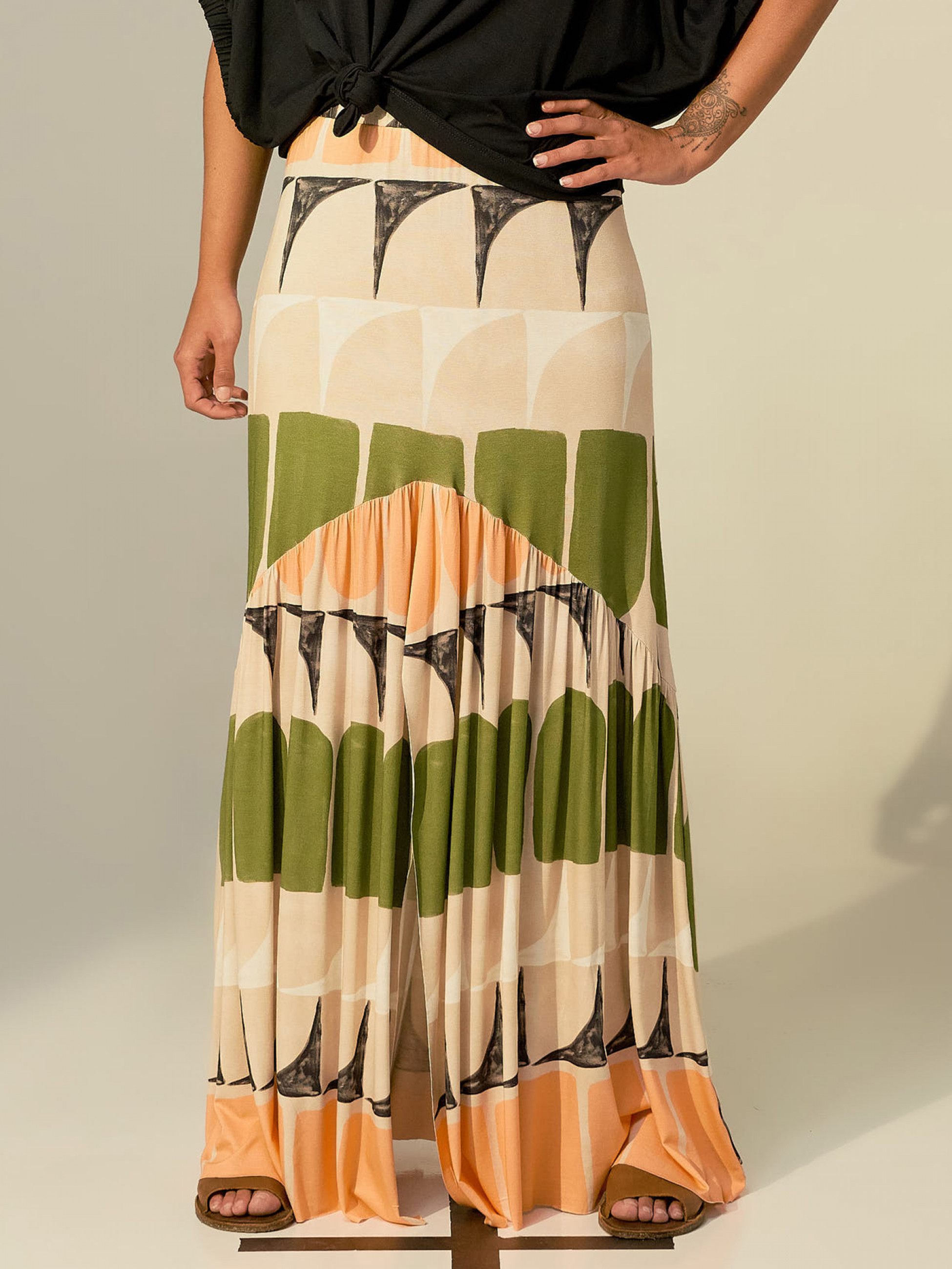 Saia Franzida Aberta Arcos