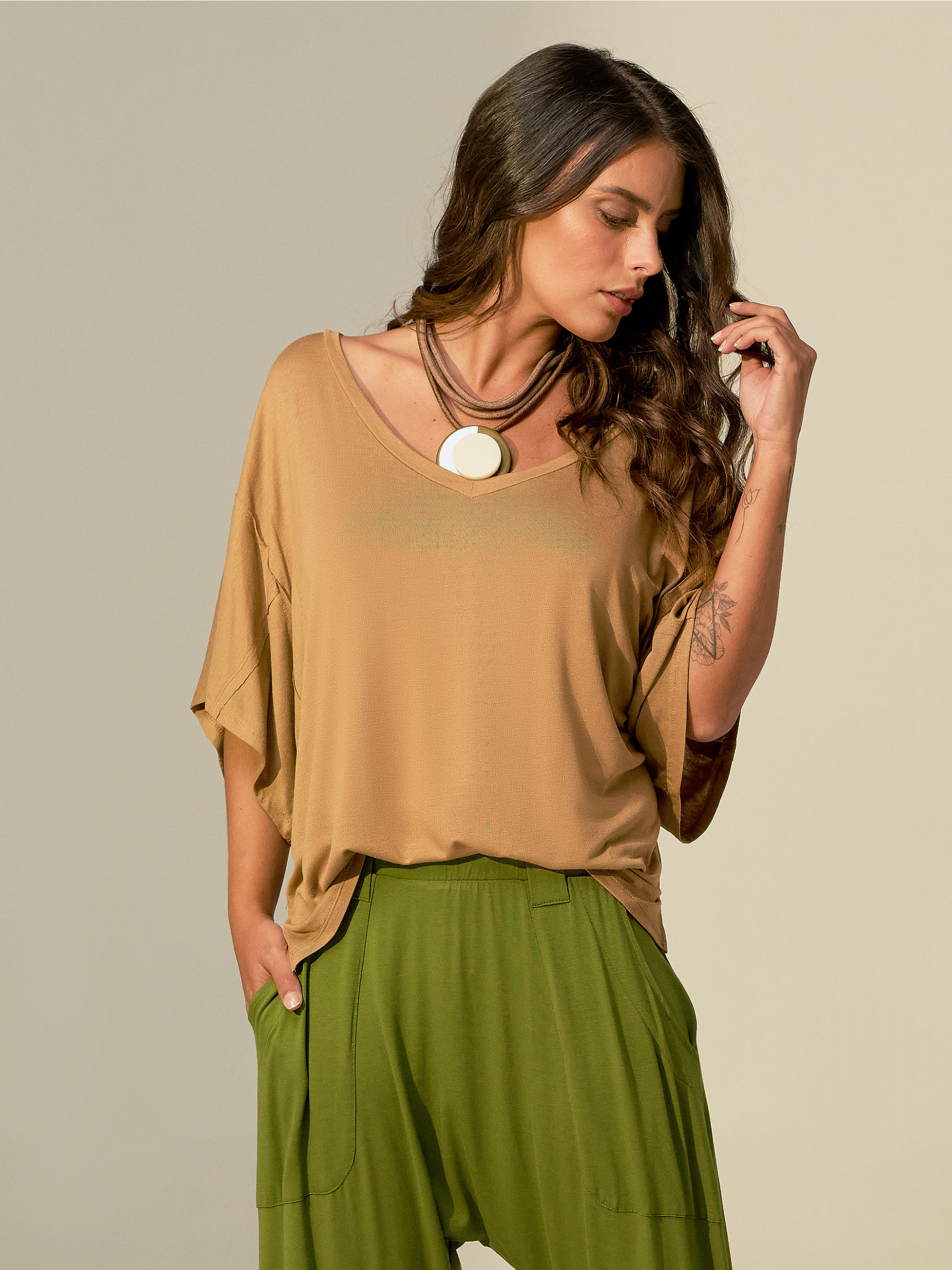 Blusa Soft Gola V Tamarindo