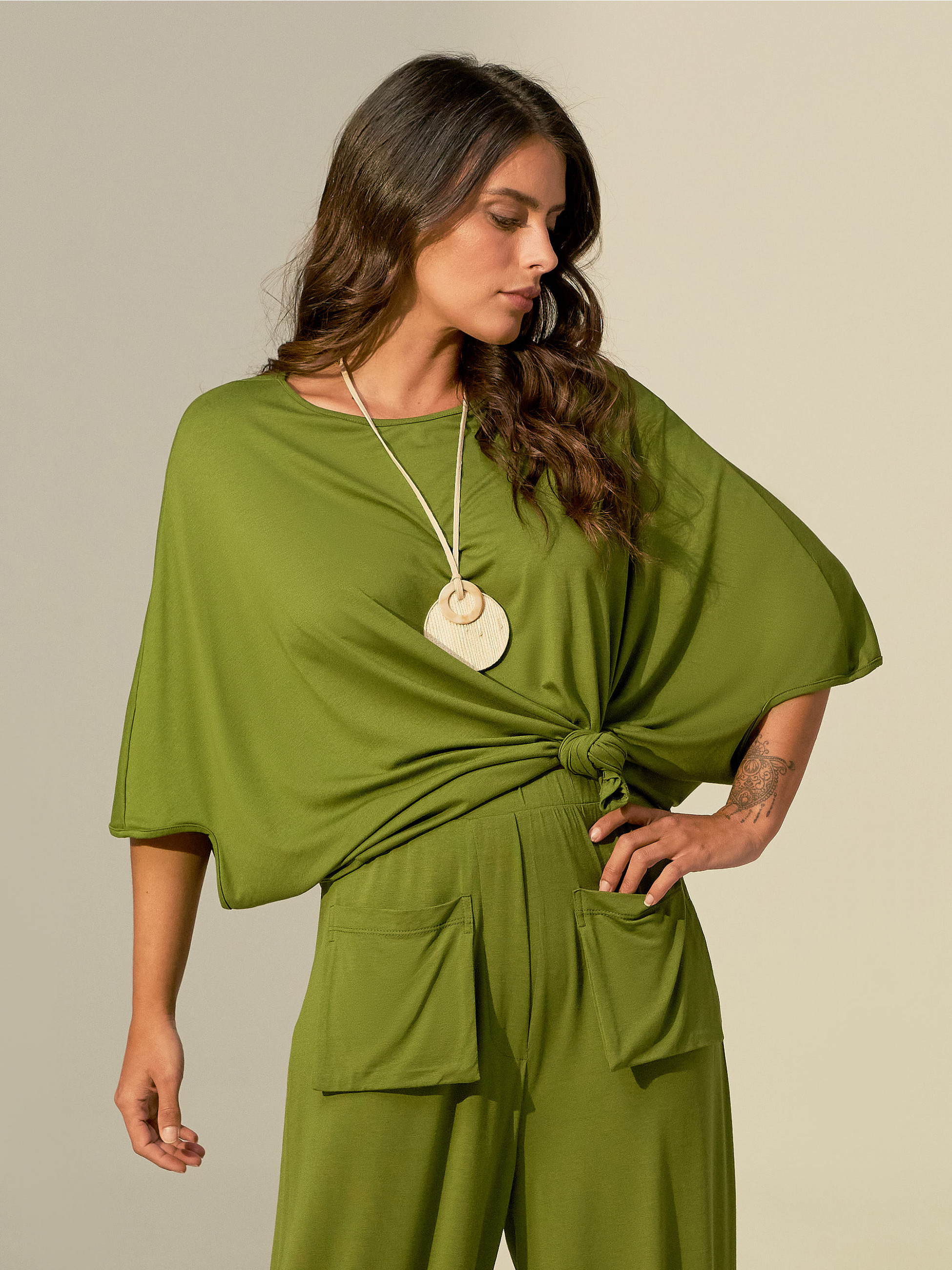 Blusa Origami Abacate