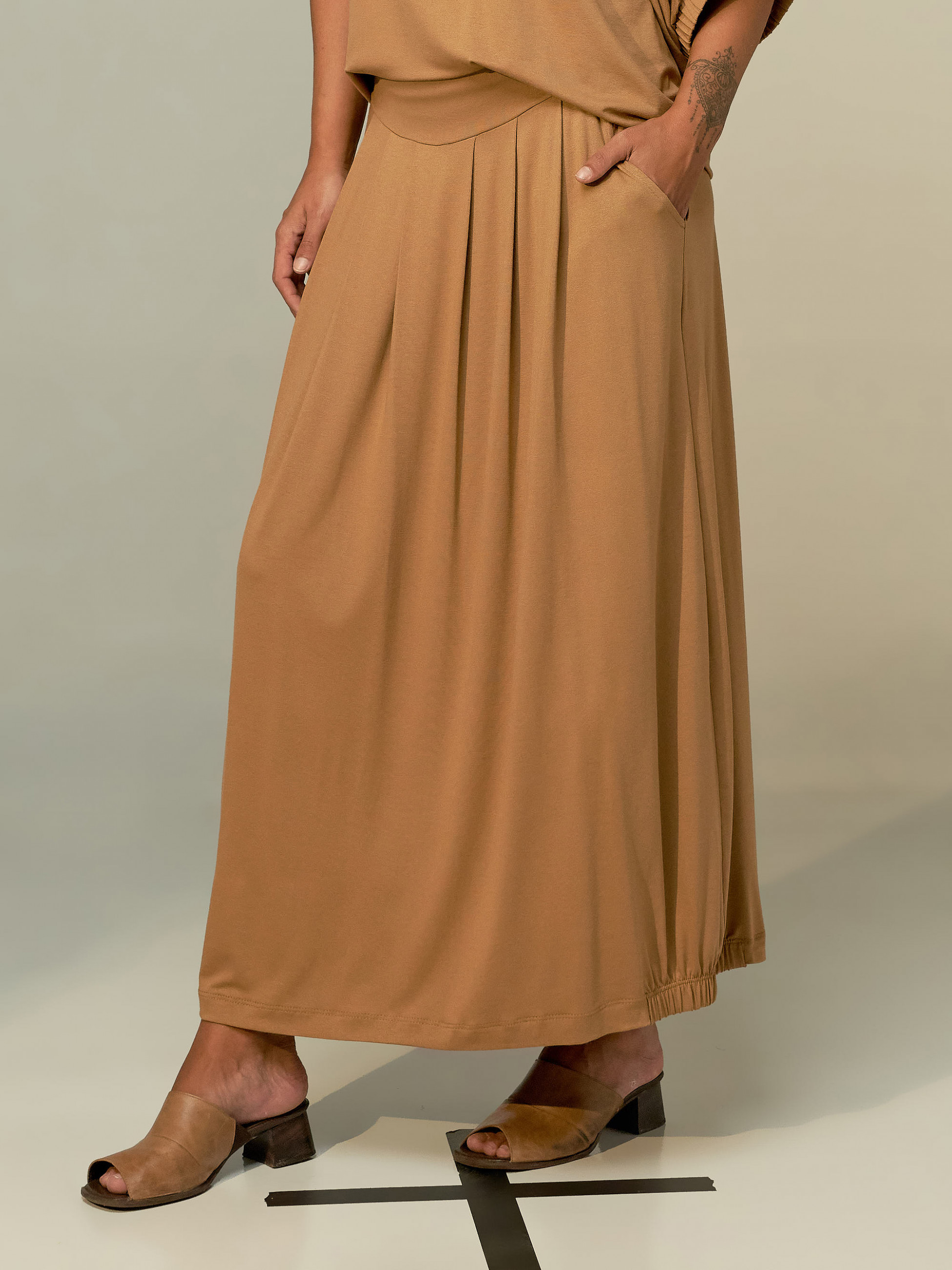 Saia Midi Drapeada Tamarindo