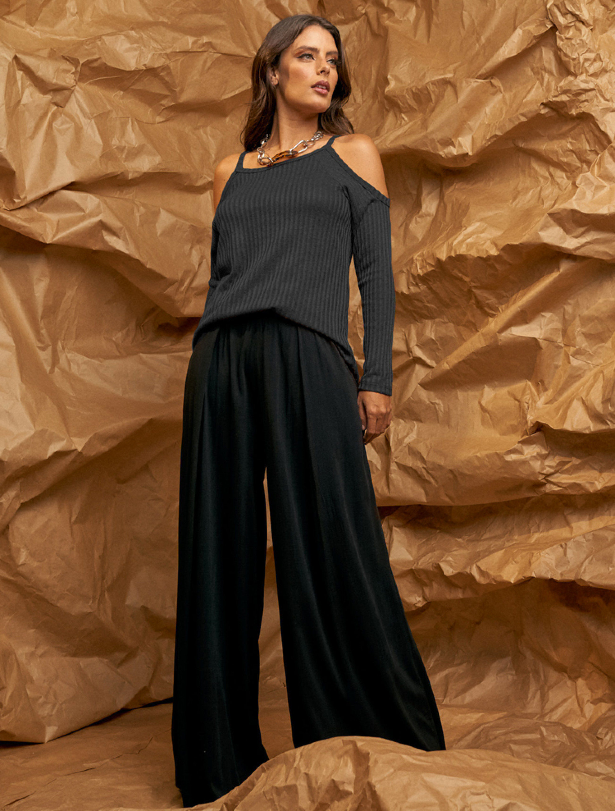 Blusa Ombro M\L Canelado Preto