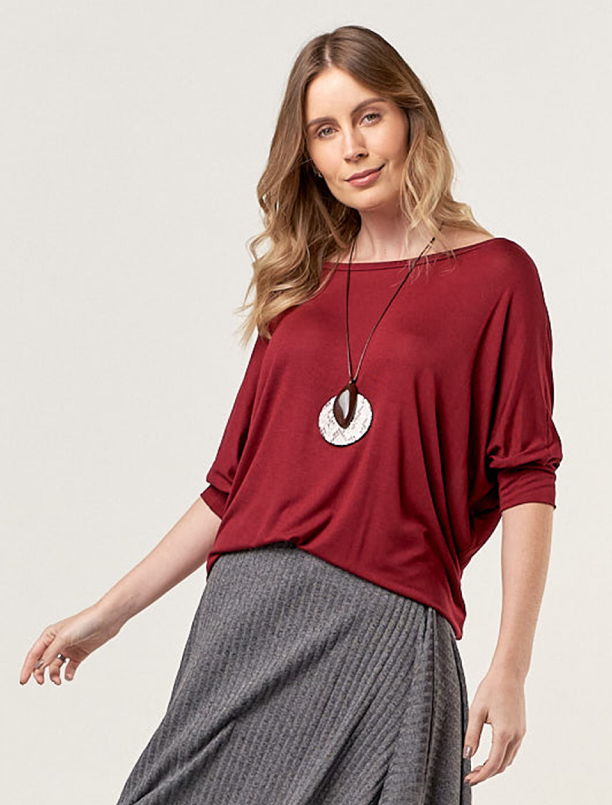 Blusa Quadrada Vinho