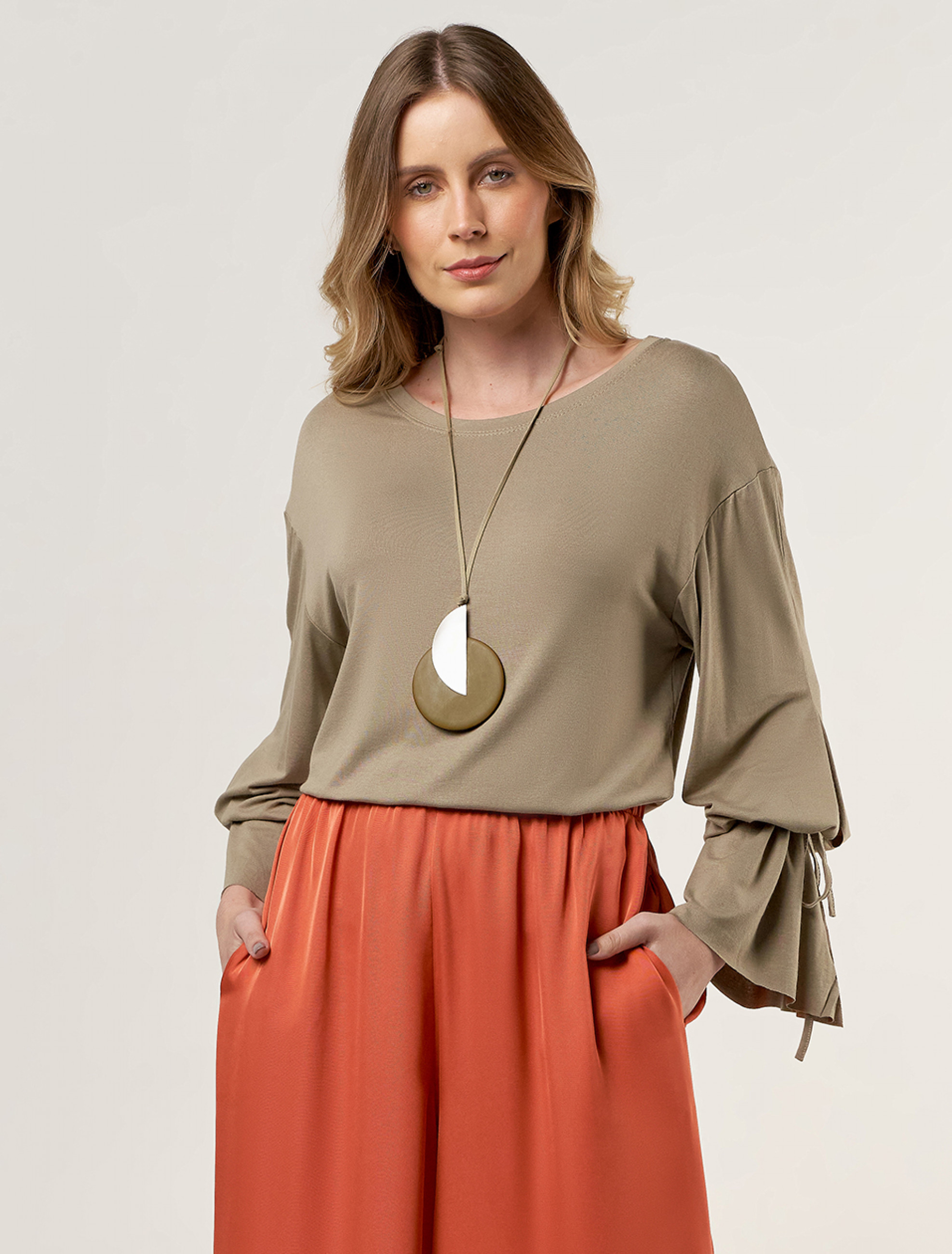 Blusa Punho Franzido Caqui