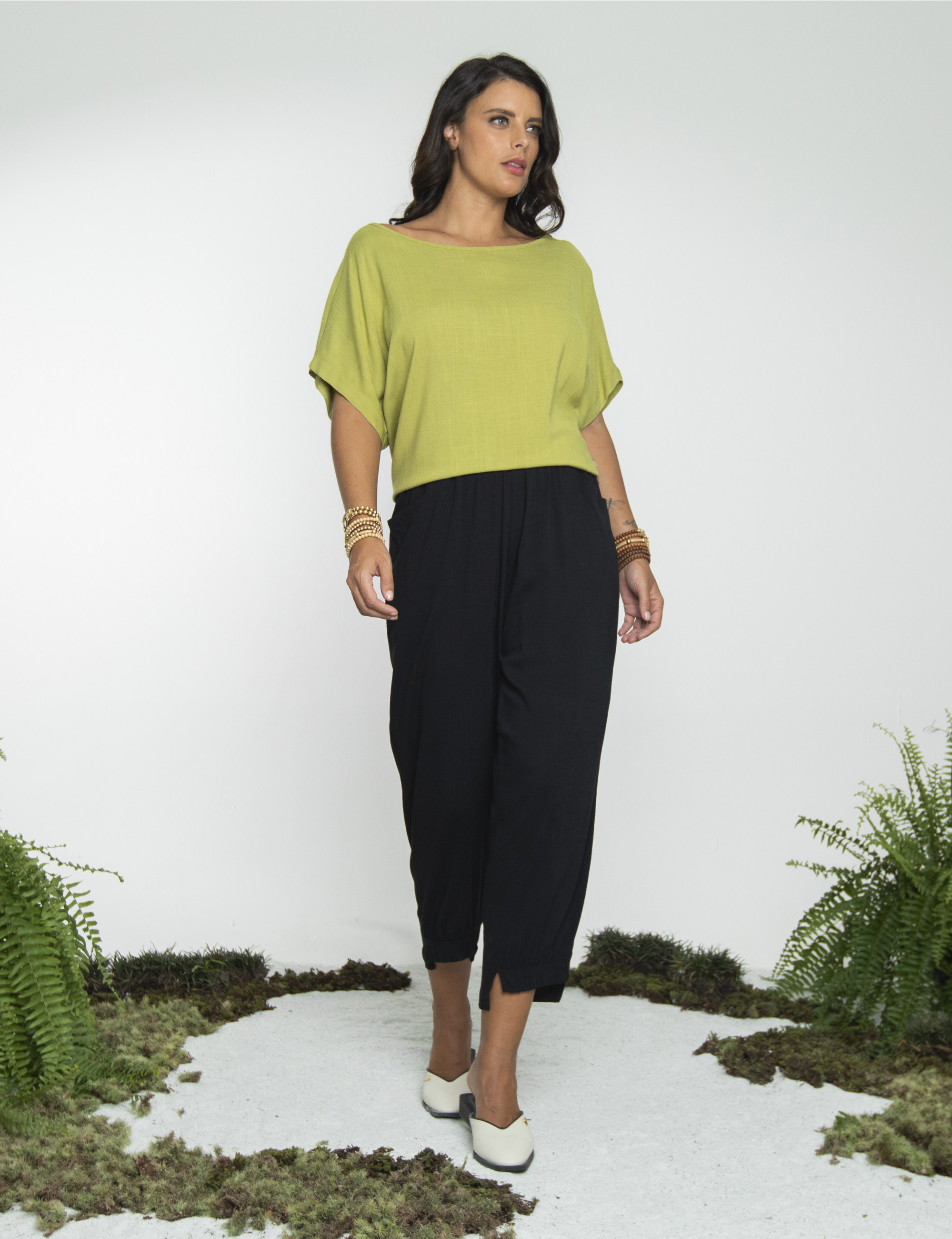 Blusa Quadrada Linho Verde Atemoia