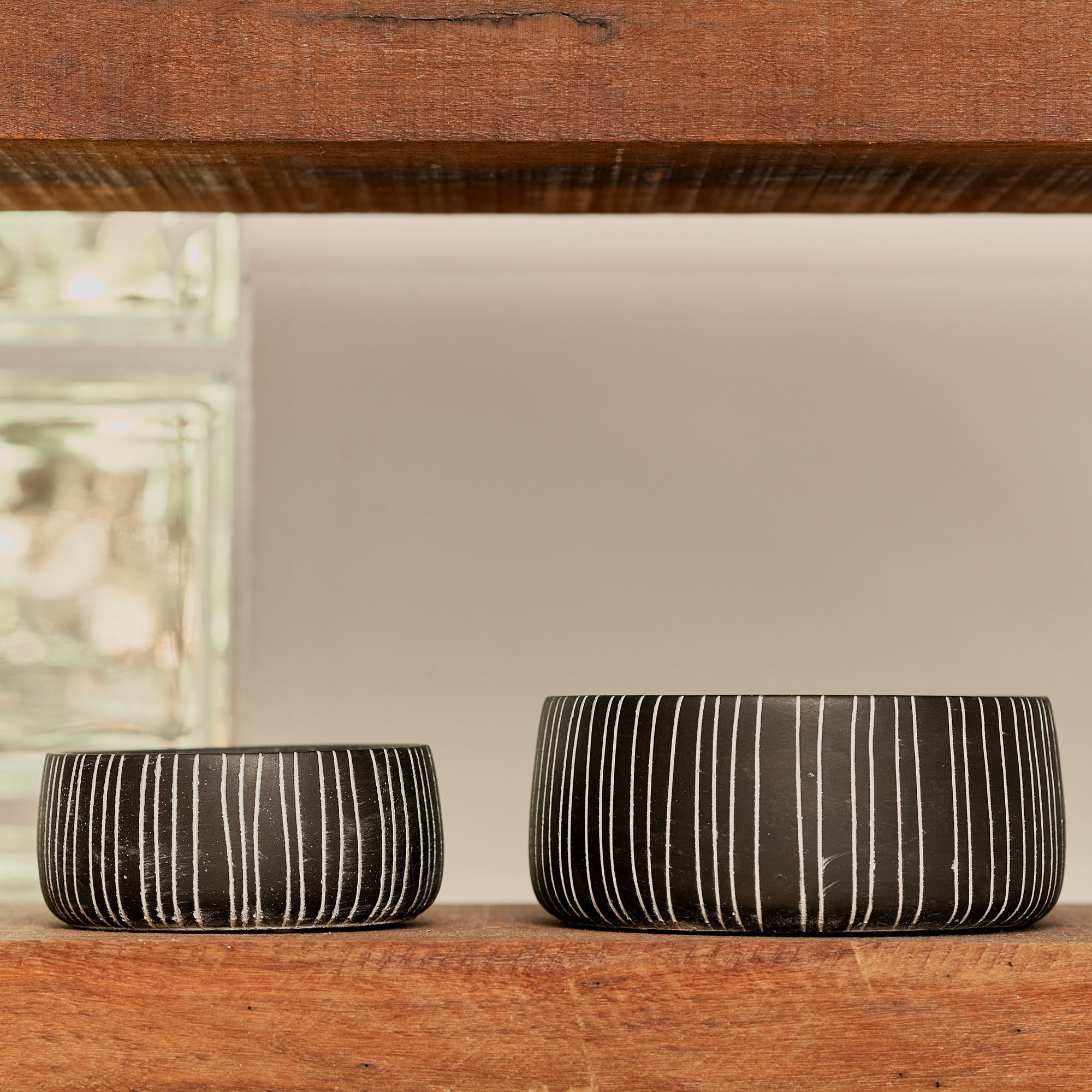 Jogo Cachepot Baixo Listras Preto