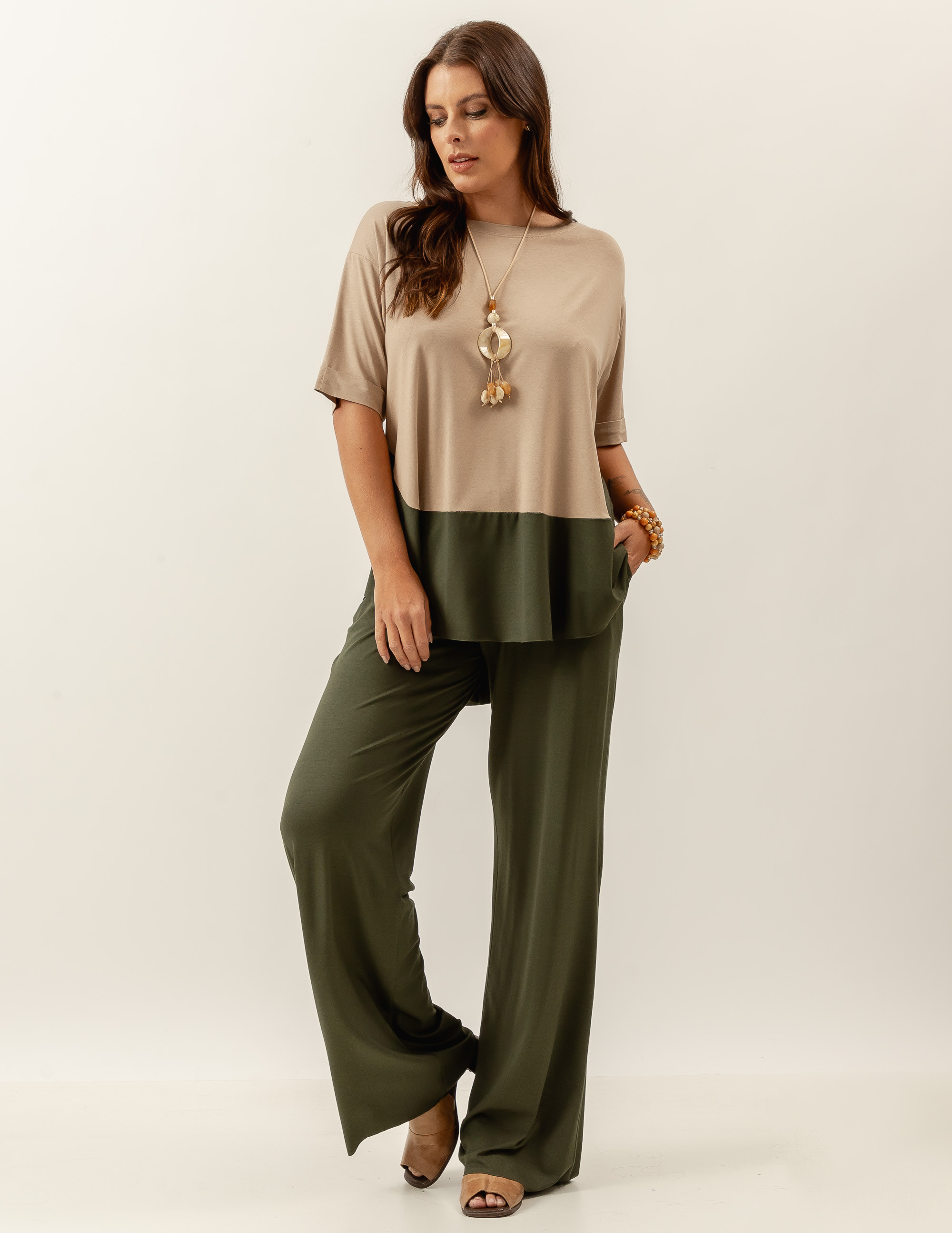 Conjunto Bicolor Reto Verde Militar