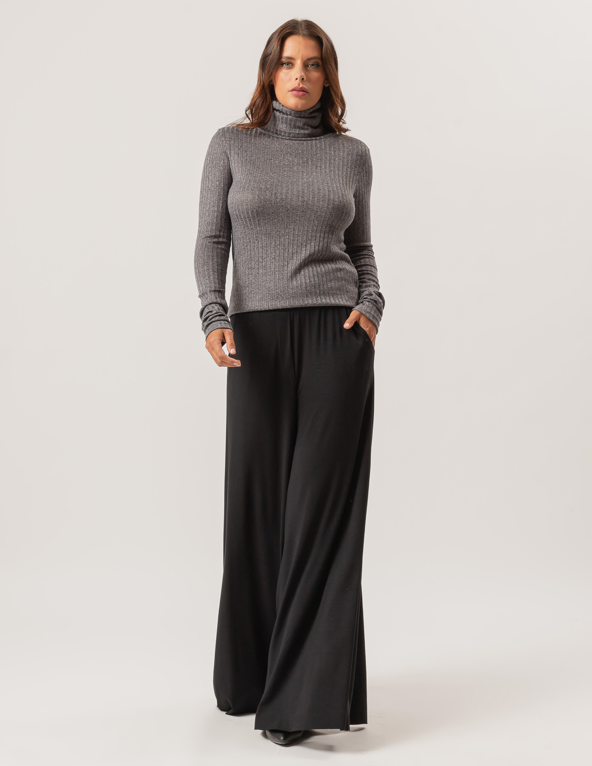 Blusa Cacharrel Canelada Cinza