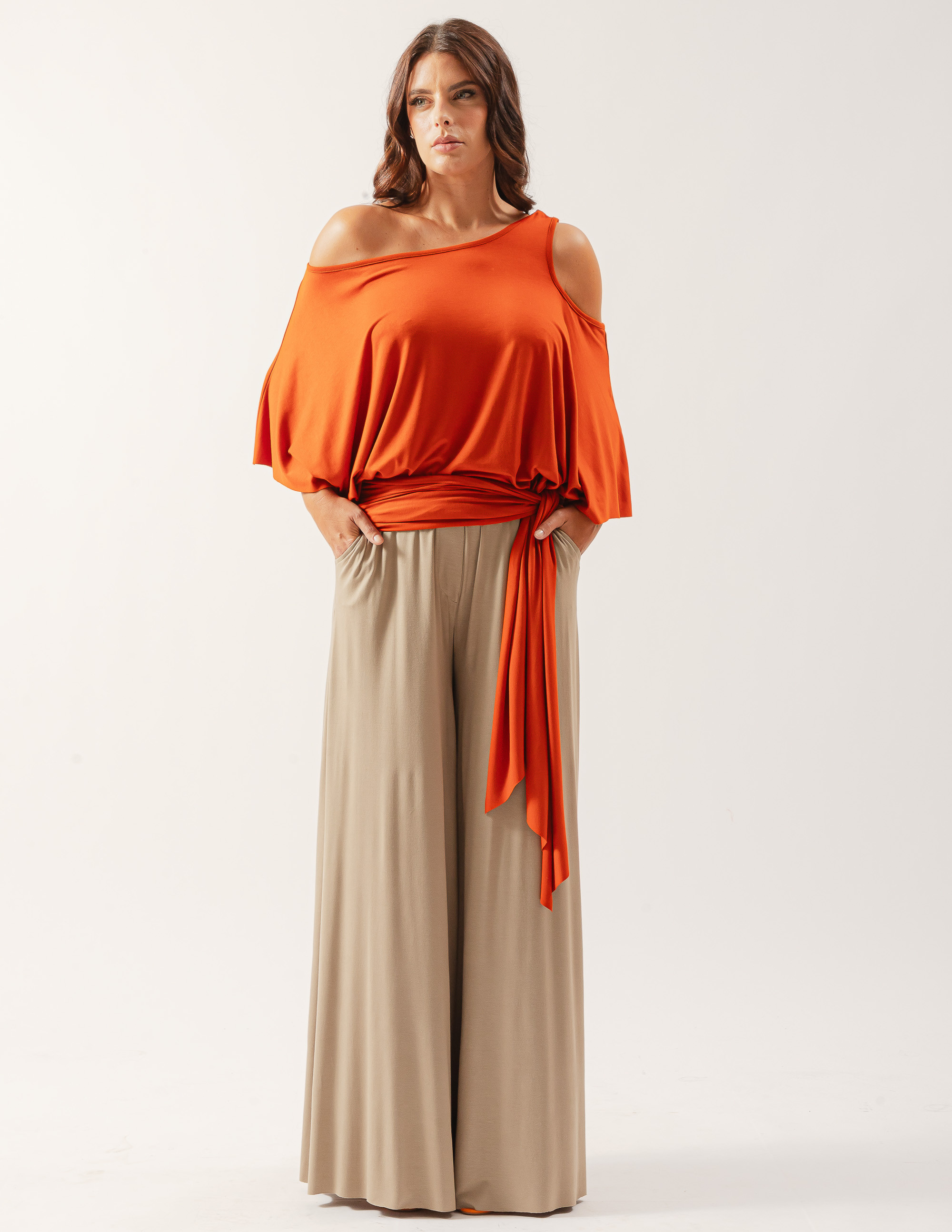 Blusa Abertura Ombros Faixa Laranja Brasa