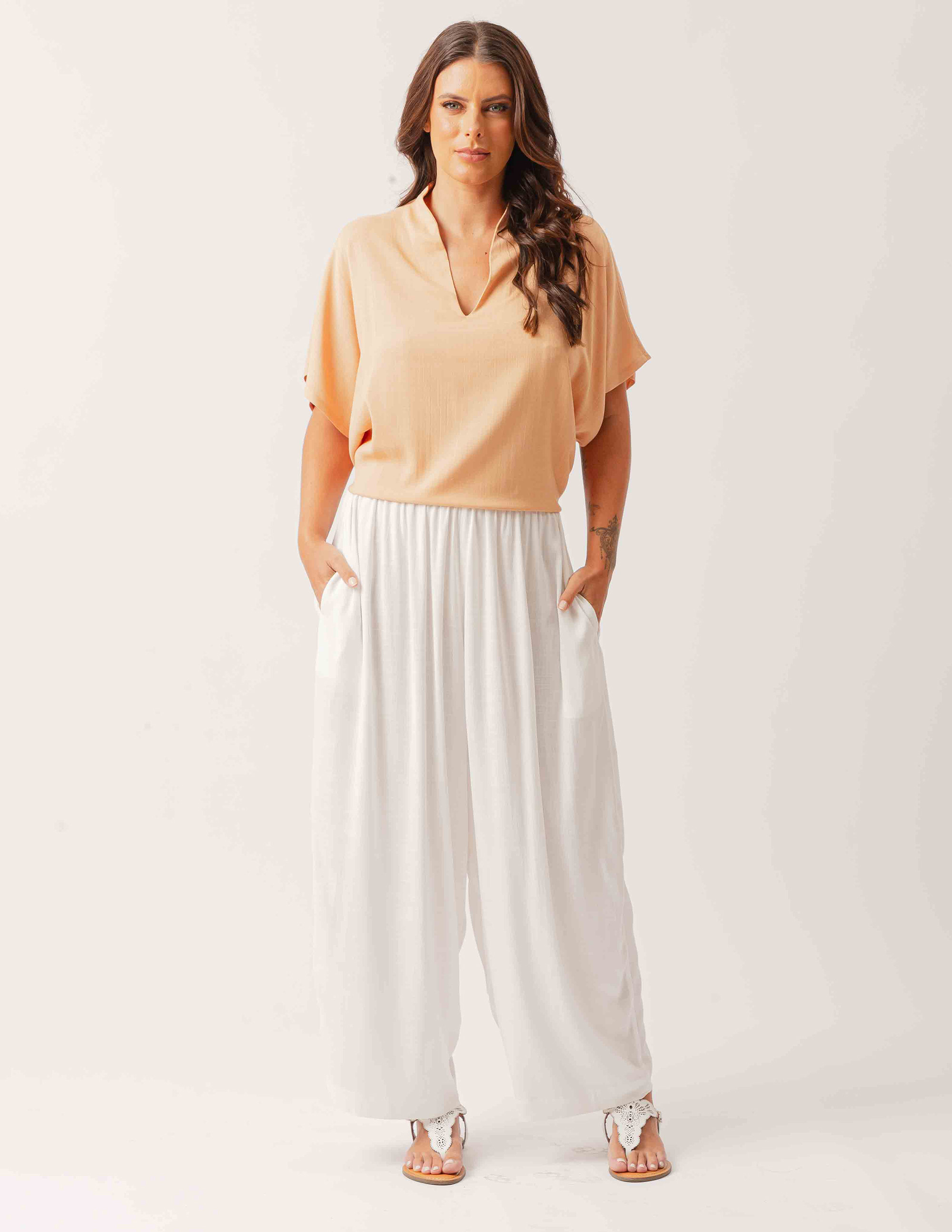 Blusa Gola Linho Bege Camurça