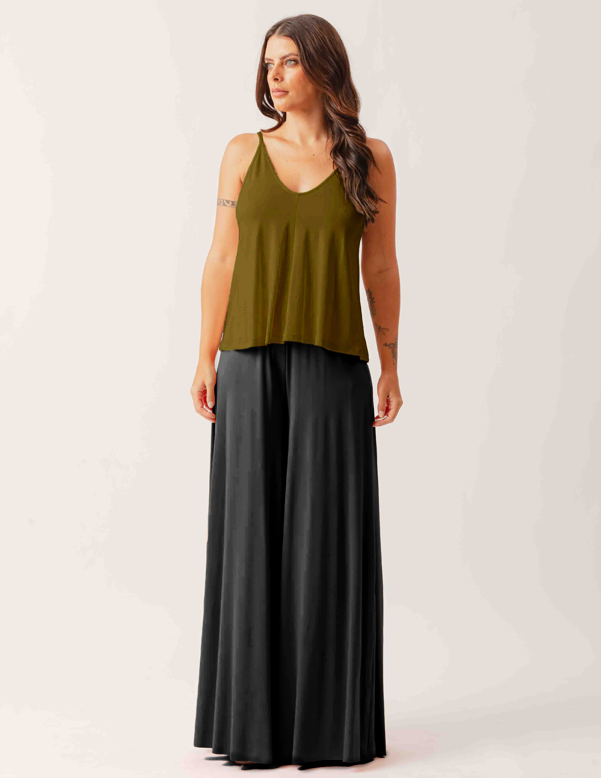 Regata Evasê Alcinha Verde Oliva