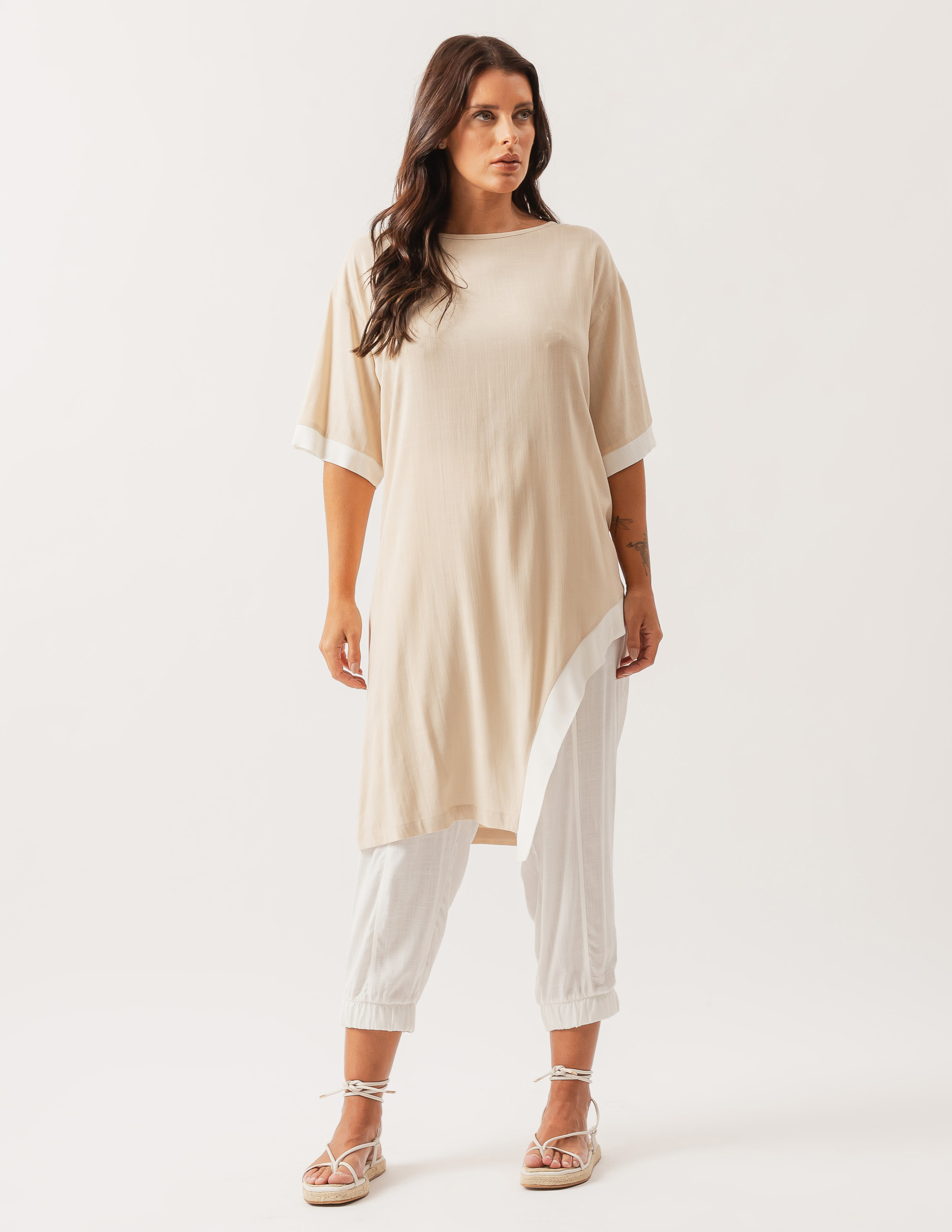 Conjunto Assimétrico Linho Bege Trigo