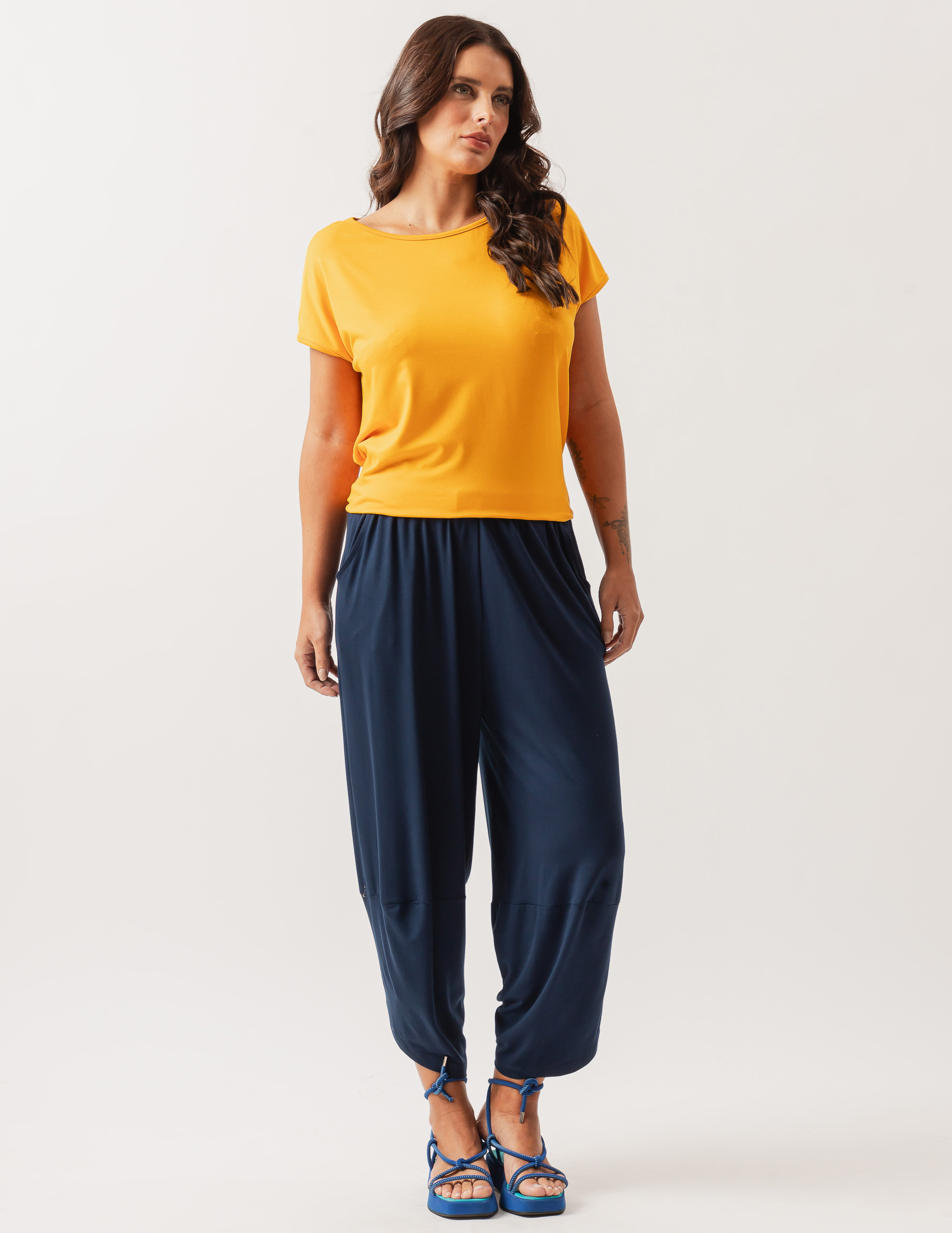 Camiseta Básica Amarelo Mel