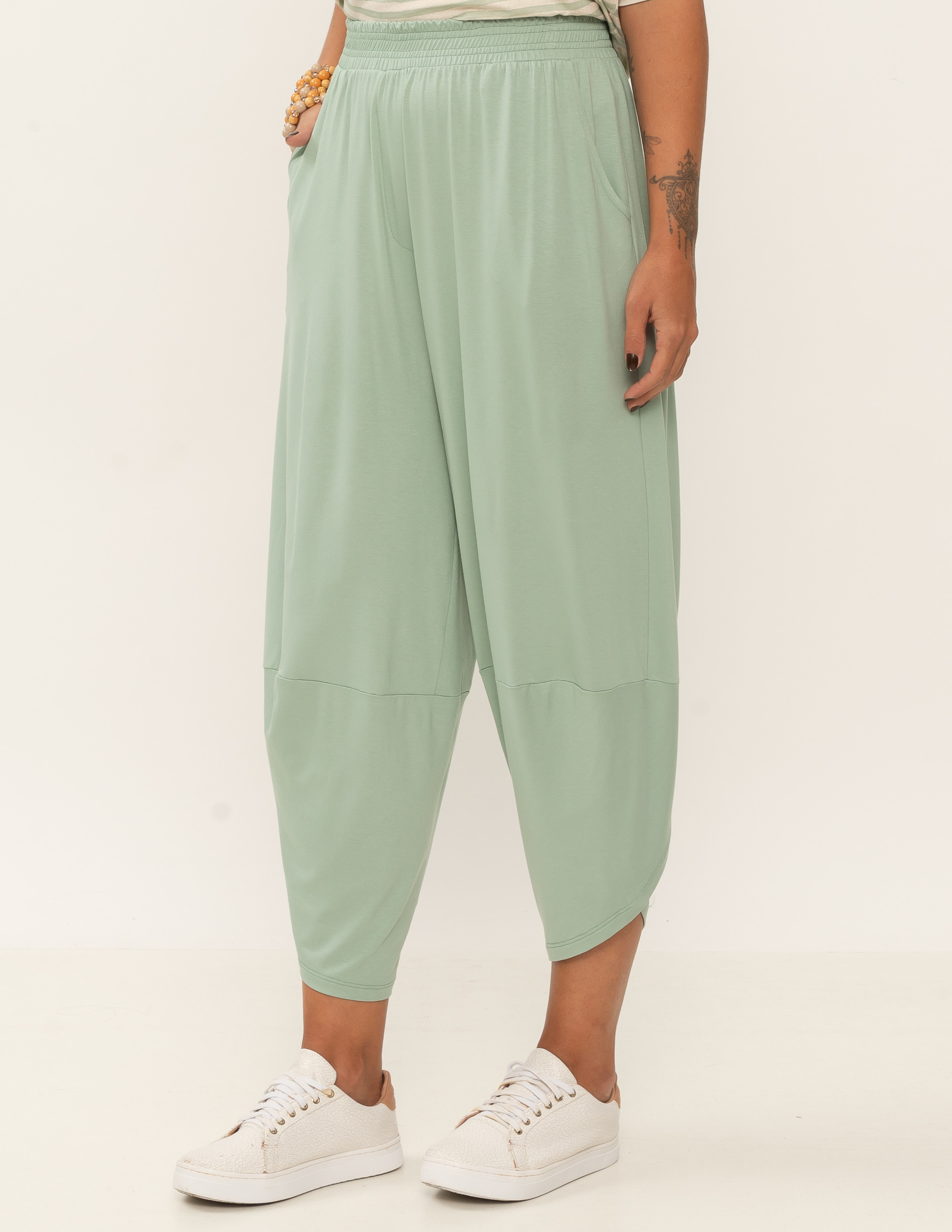 Calça Pantacourt Malha Verde Fiji