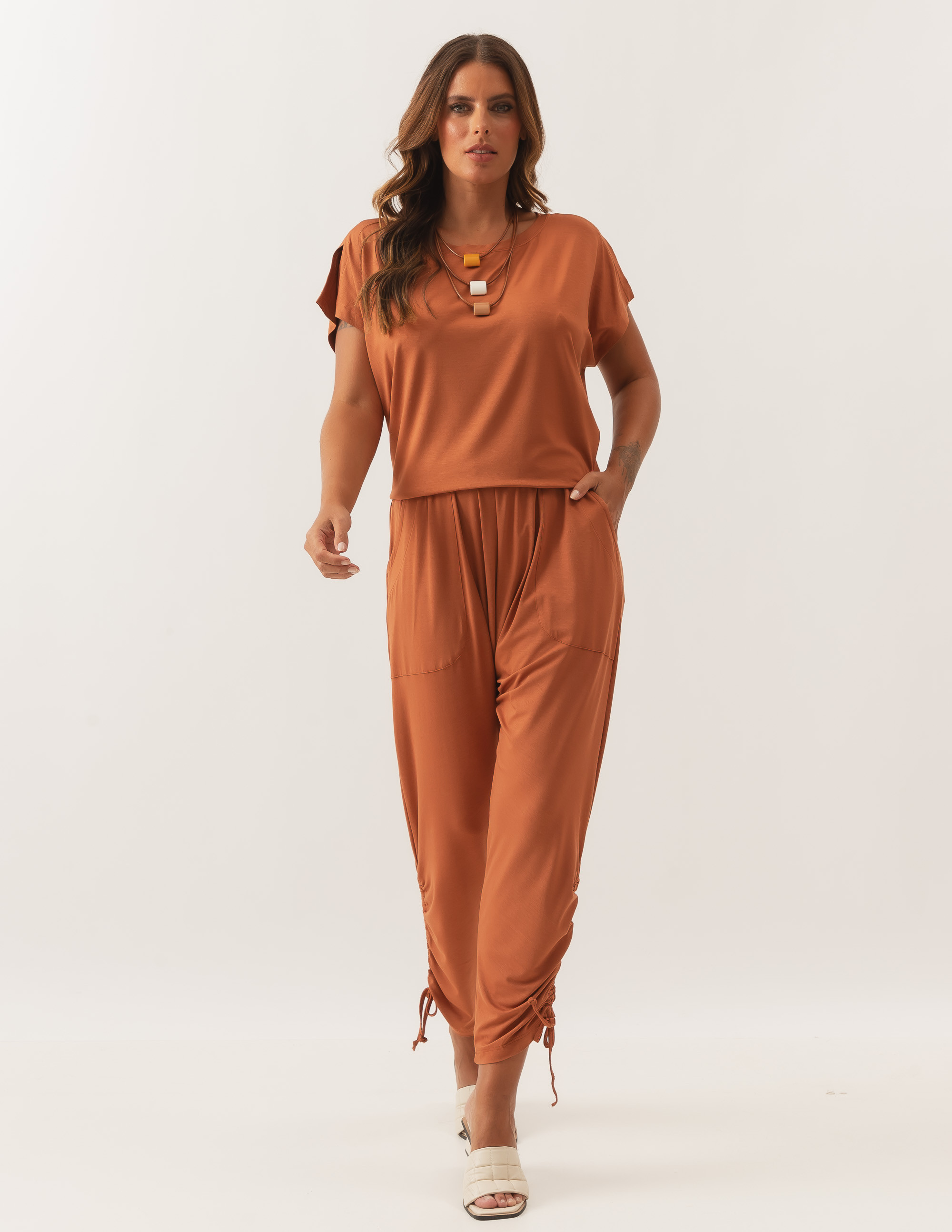 Blusa Recorte Manga Marrom  Amendoa