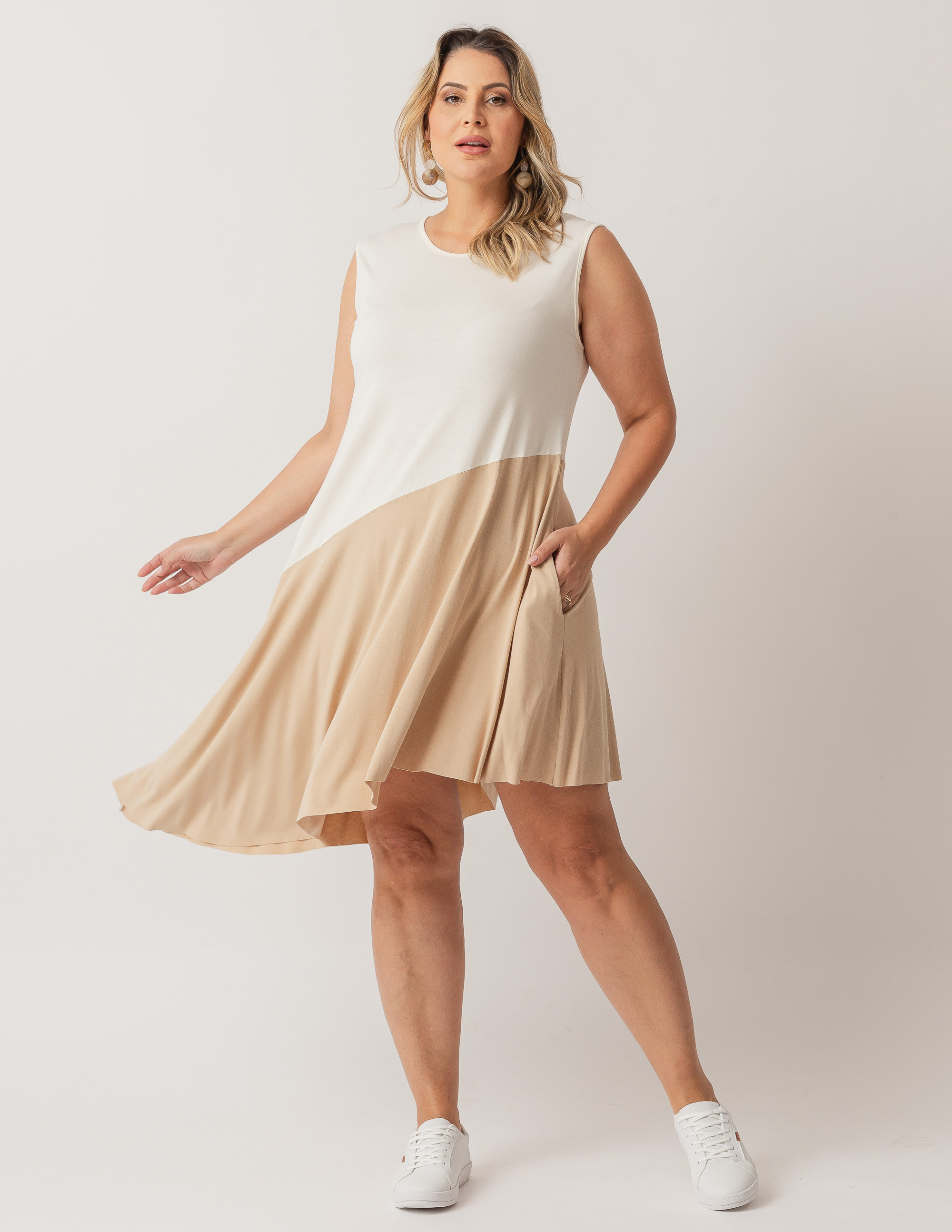 Vestido Diagonal Bicolor Cogumelo