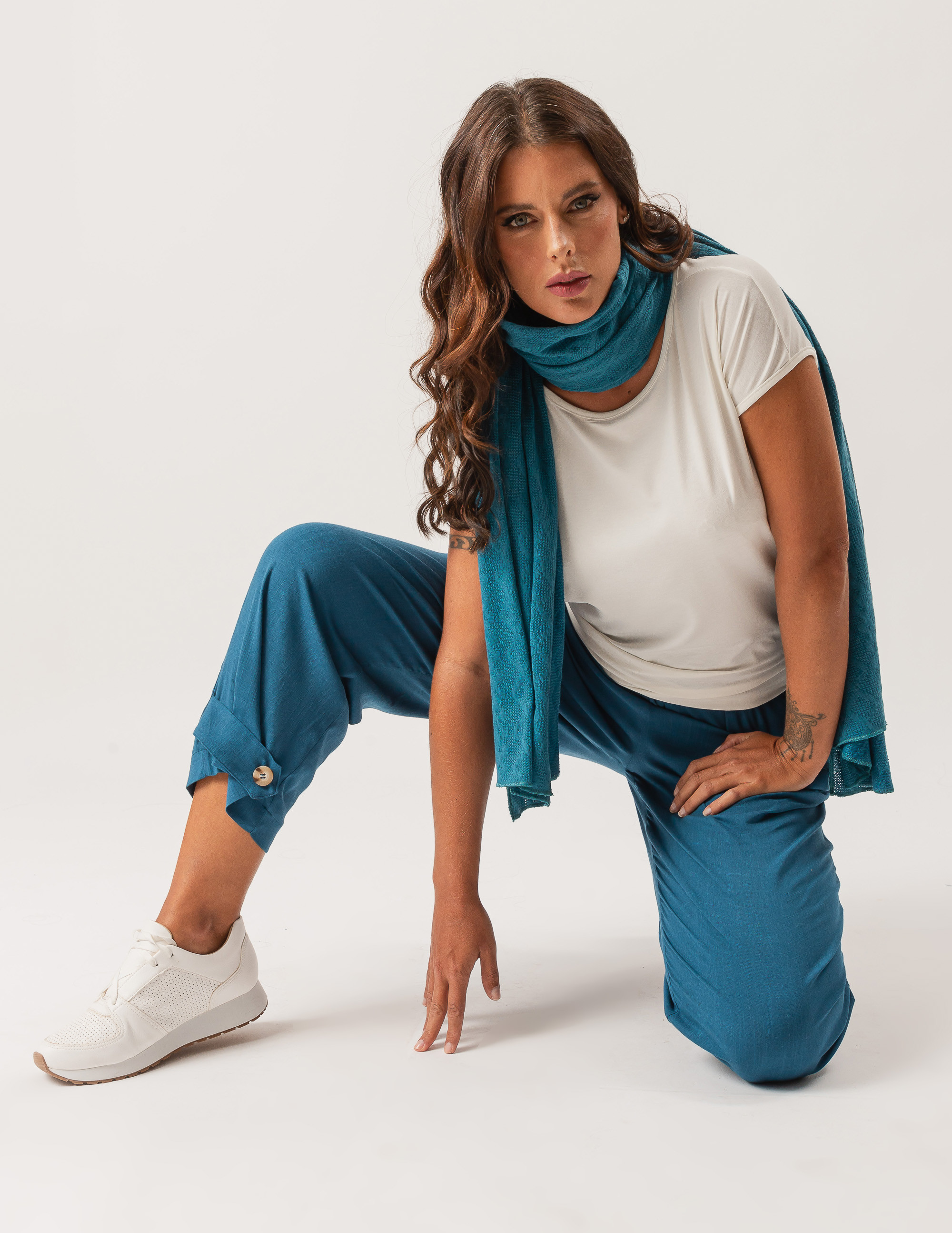 Calça Linho Botão Barra Azul Petróleo