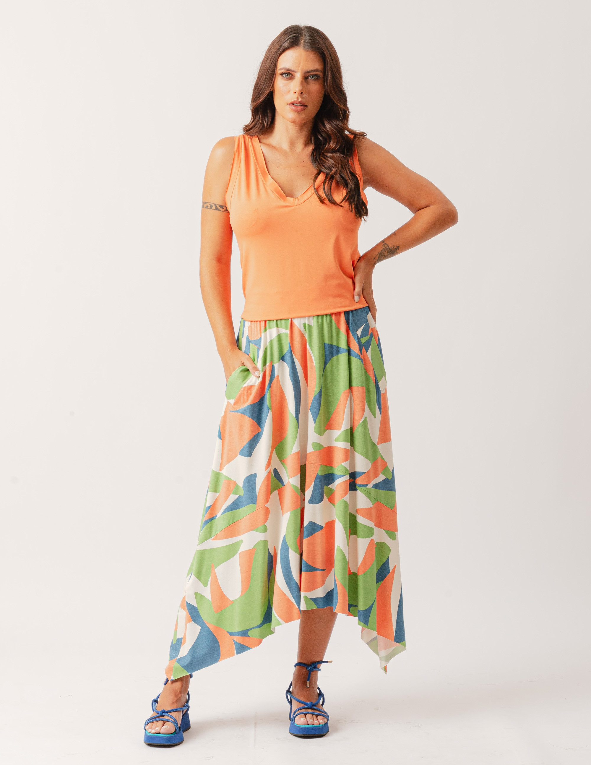 Regata Decote V Laranja Energia