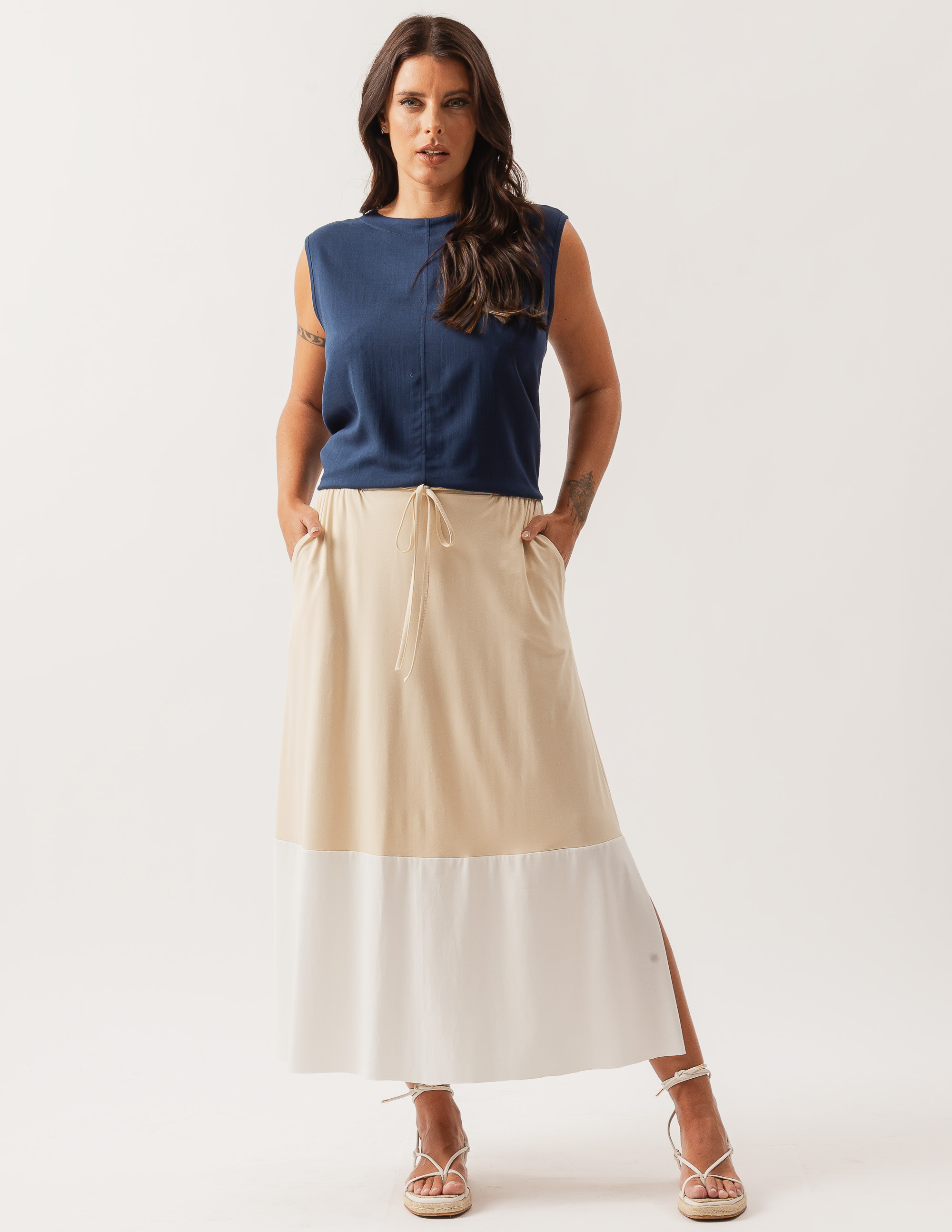 Blusa Linho Recorte Pespontado Azul Marinho