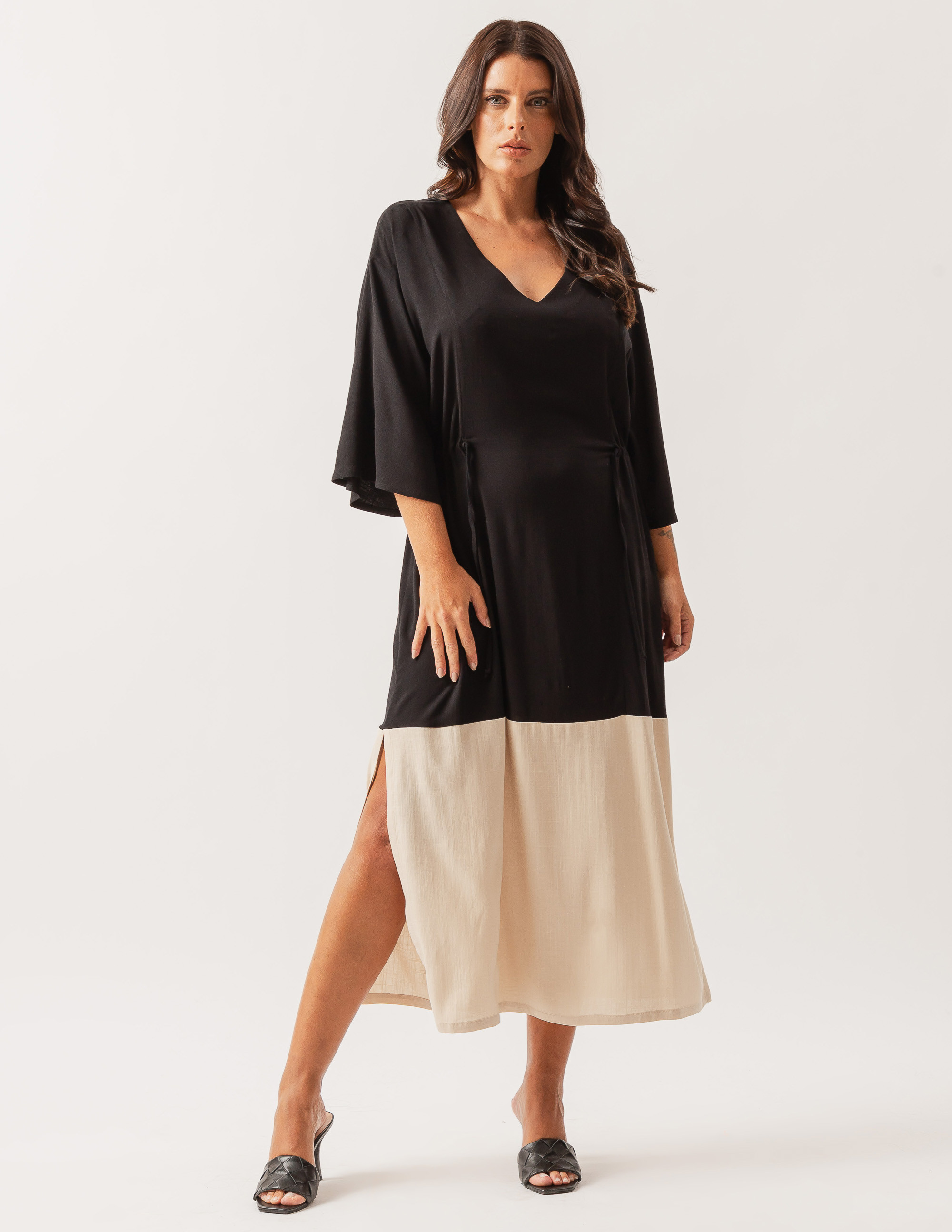 Vestido Linho Recorte Bicolor Preto