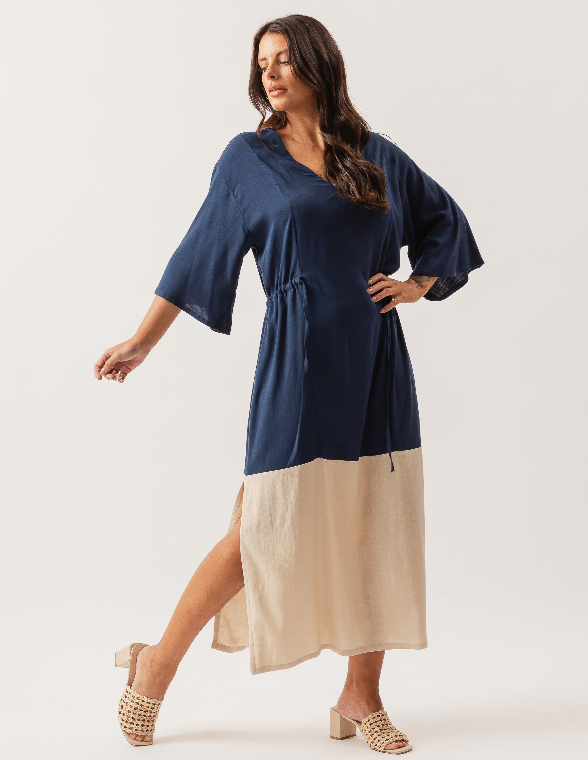 Vestido Linho Recorte Bicolor Azul Marinho