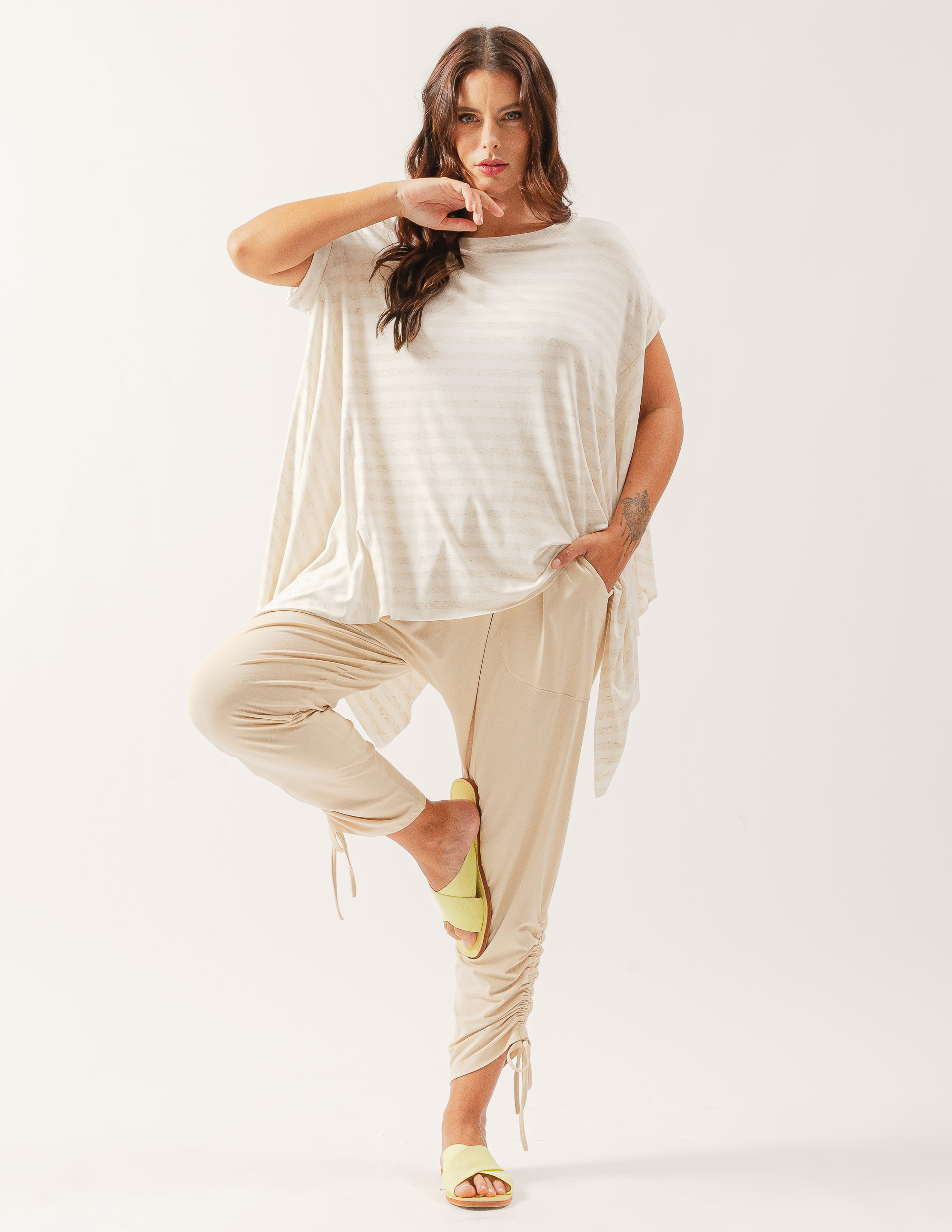 Blusa Assimétrica Linen Listrado