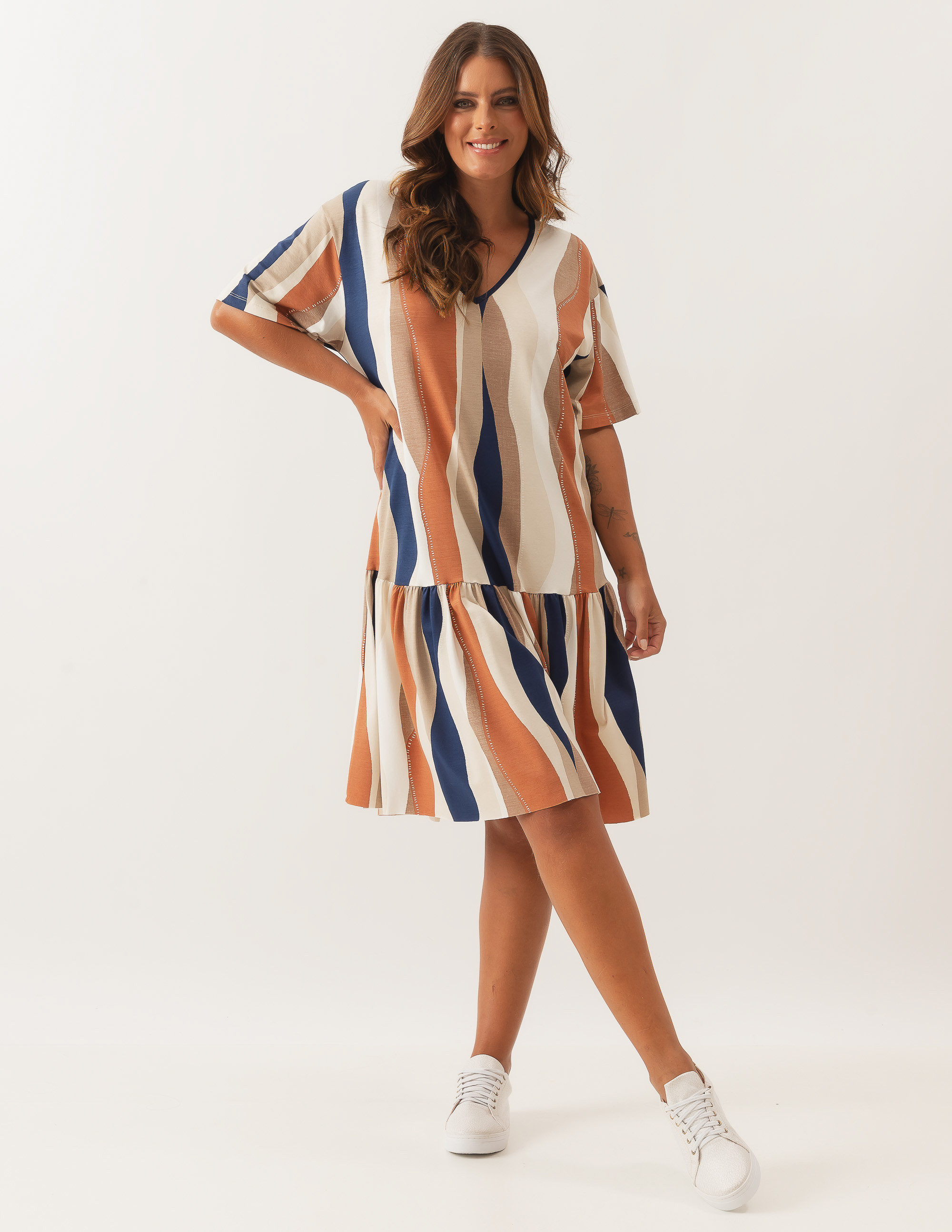 Vestido Manga Curta Estampa Ondas