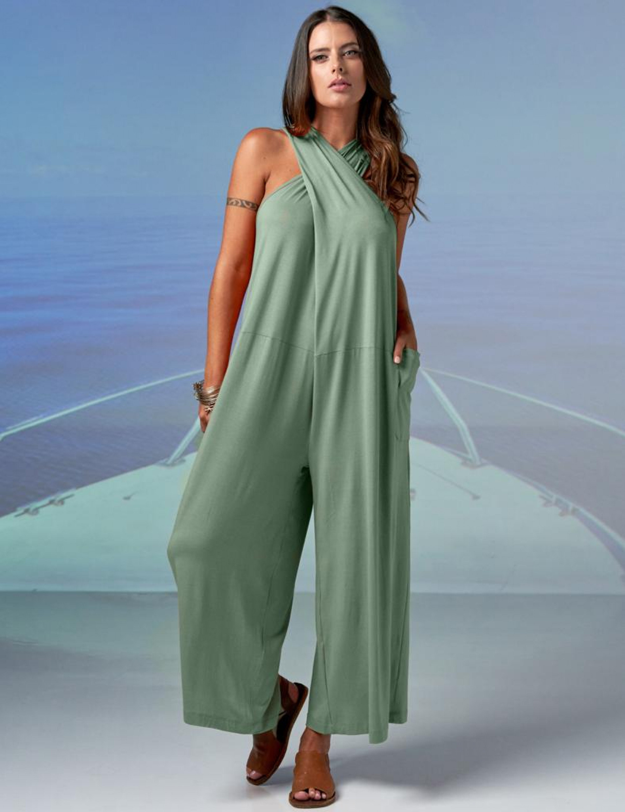 Macacão Alça Cruzada Graviola