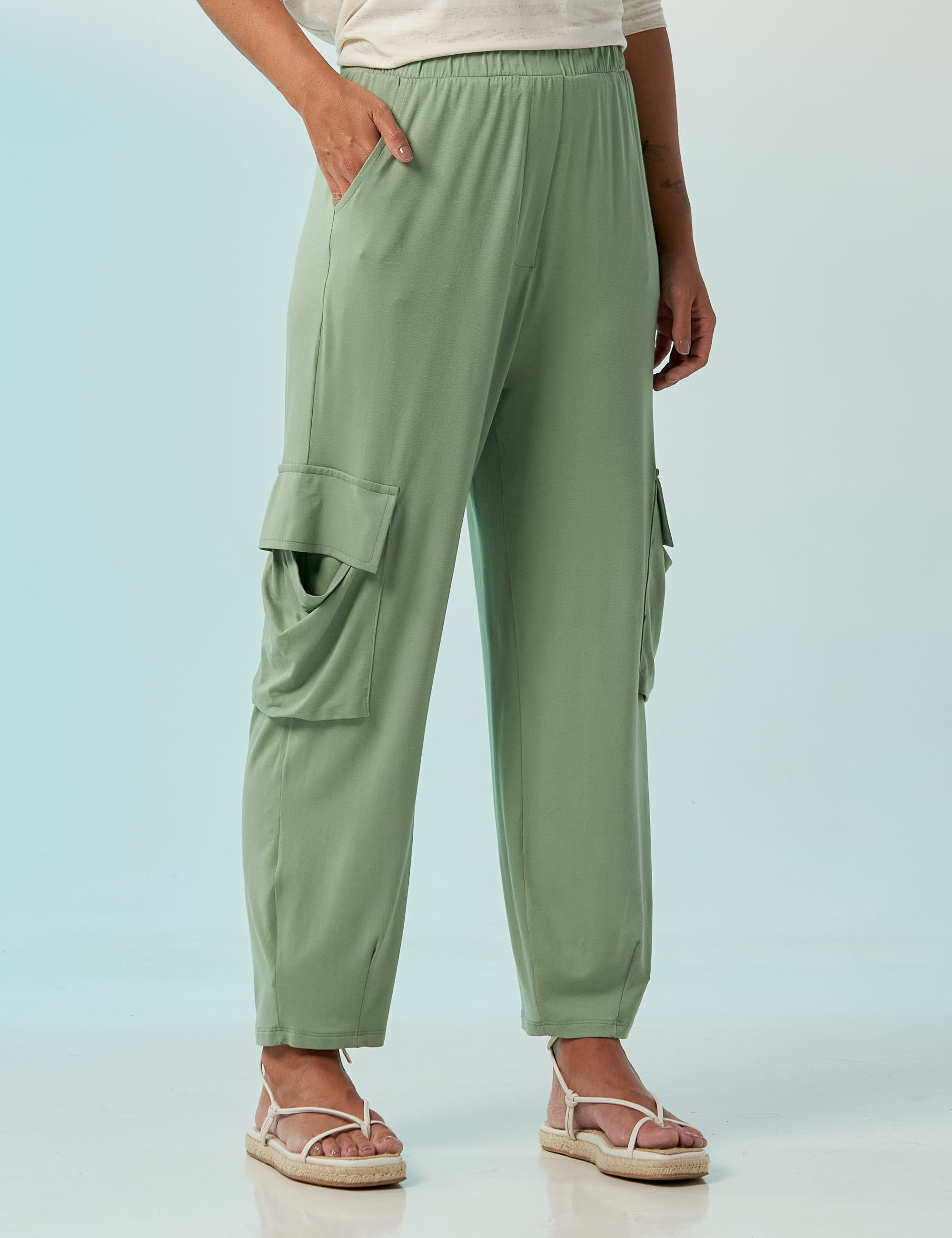 Calça Bolso Lateral Quartzo