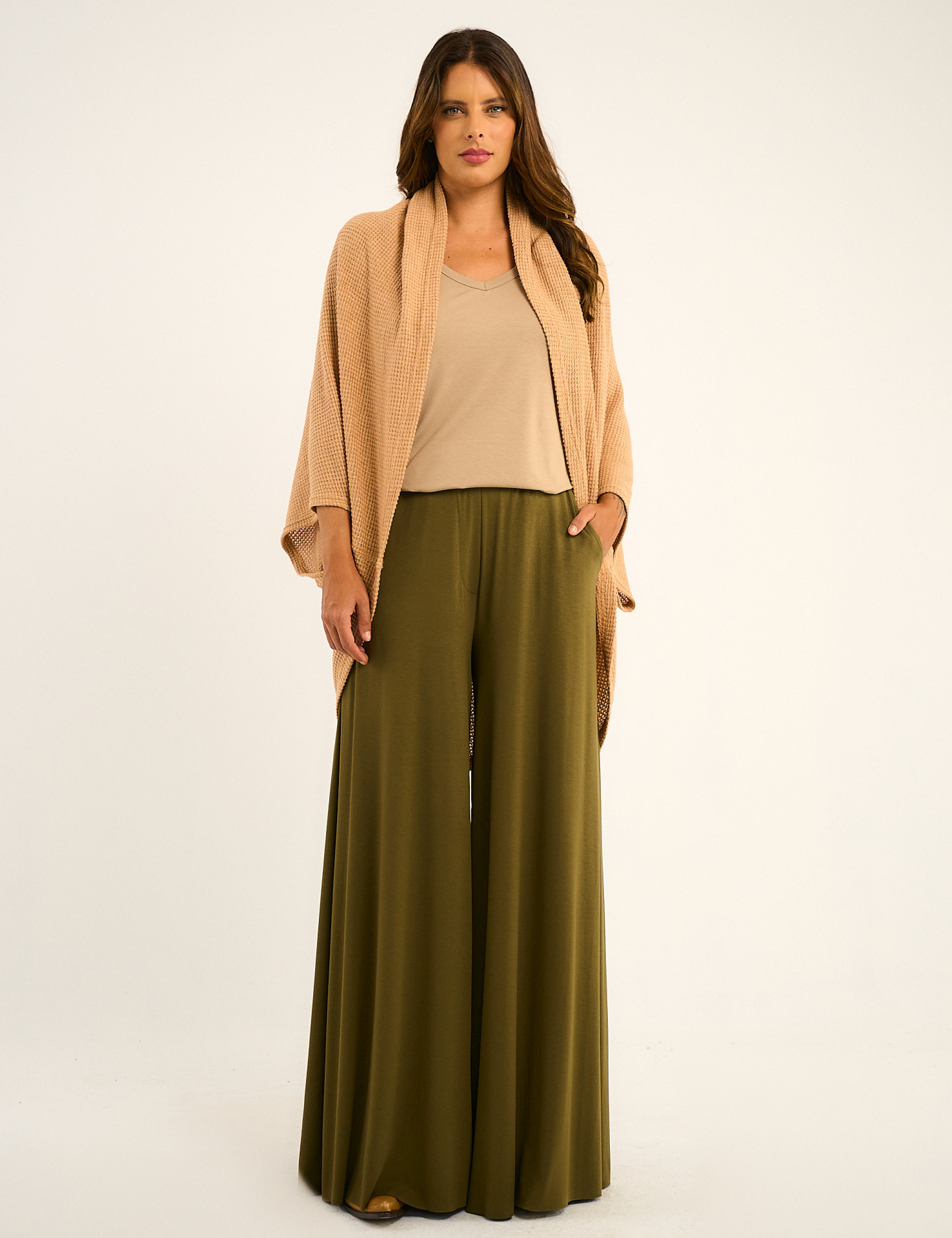 Poncho Trico Chenile Bege Ambrosia