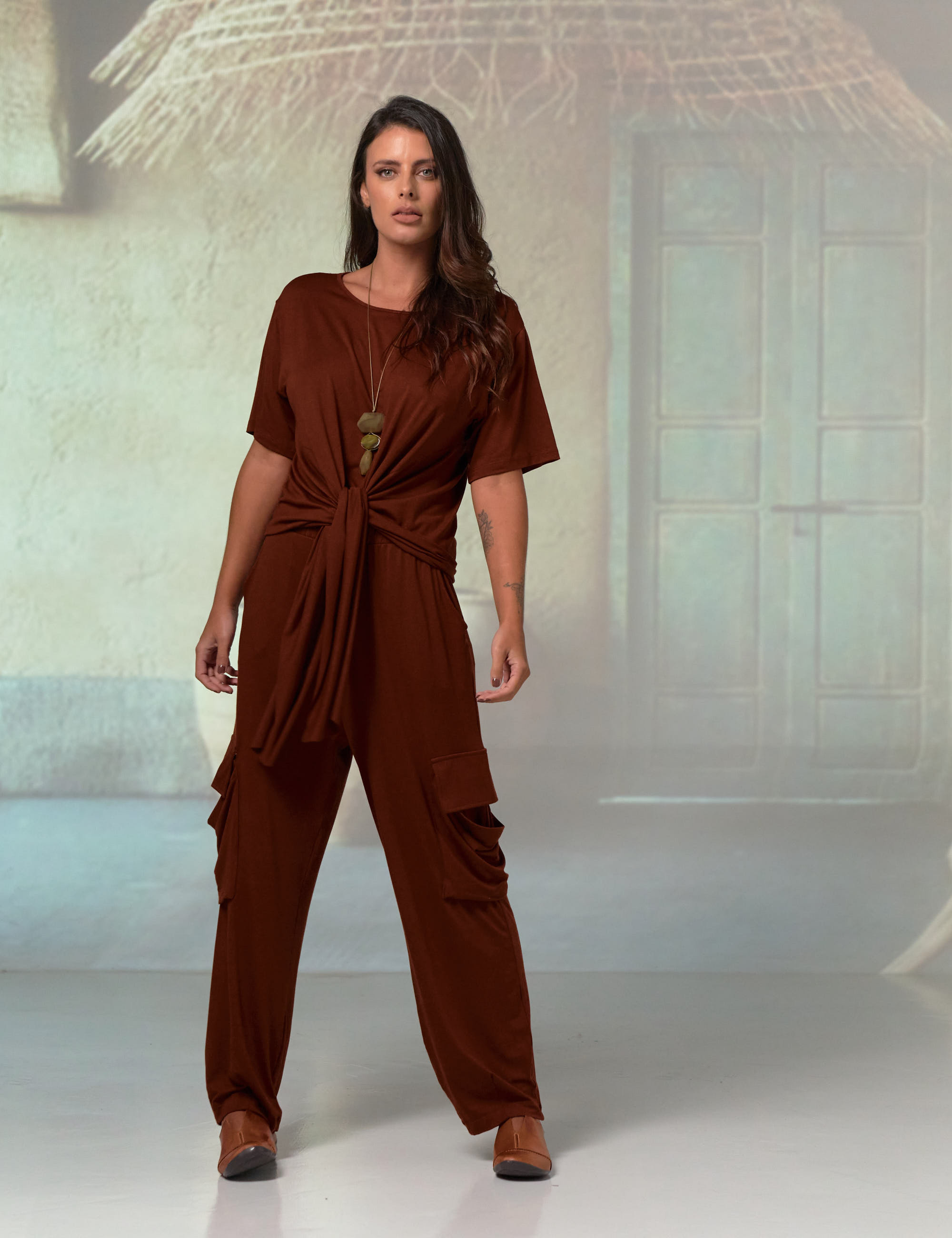 Calça Bolso Lateral Barro