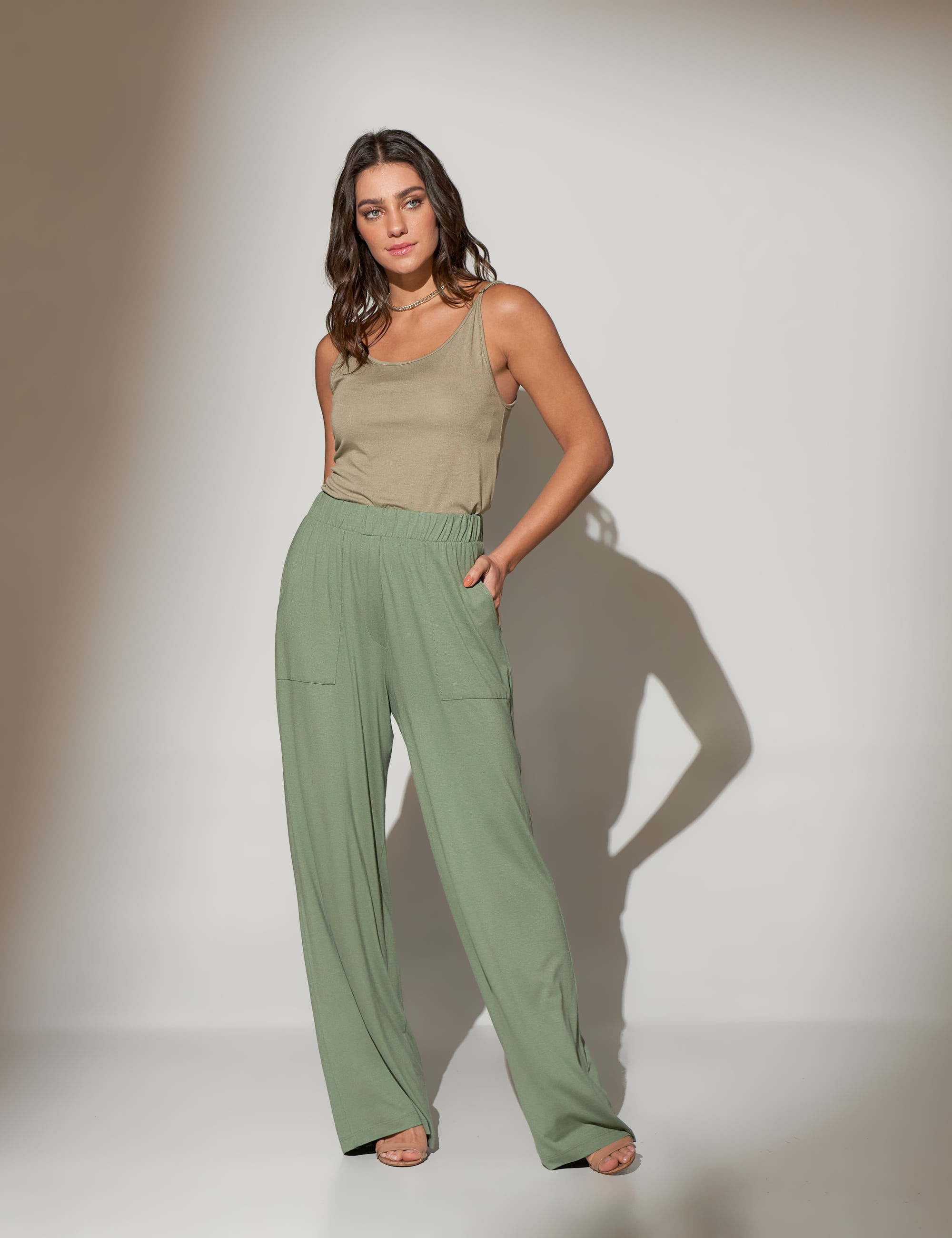 Calça Pantalona Azeitona-U
