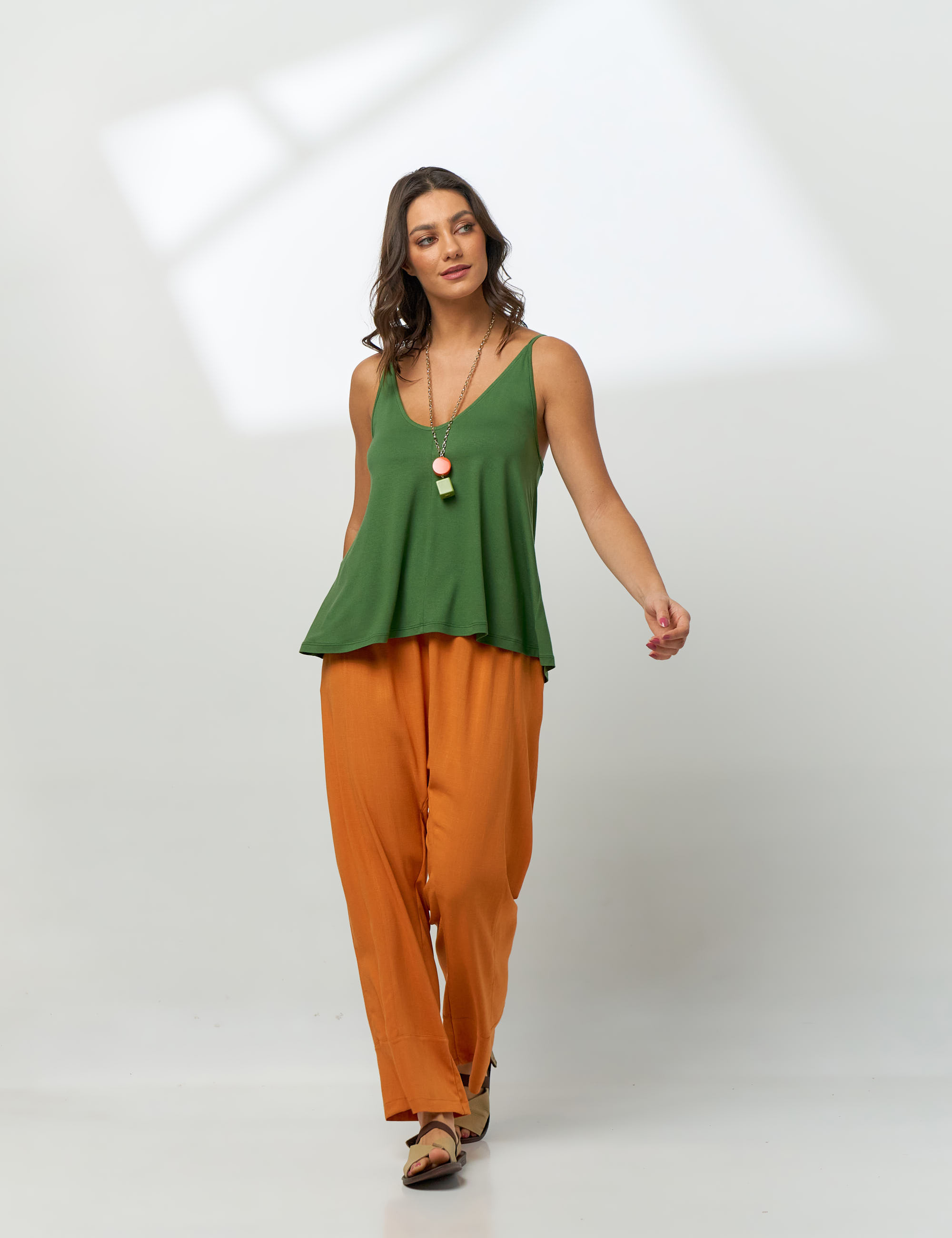 Regata Evasê Alcinha Alecrim