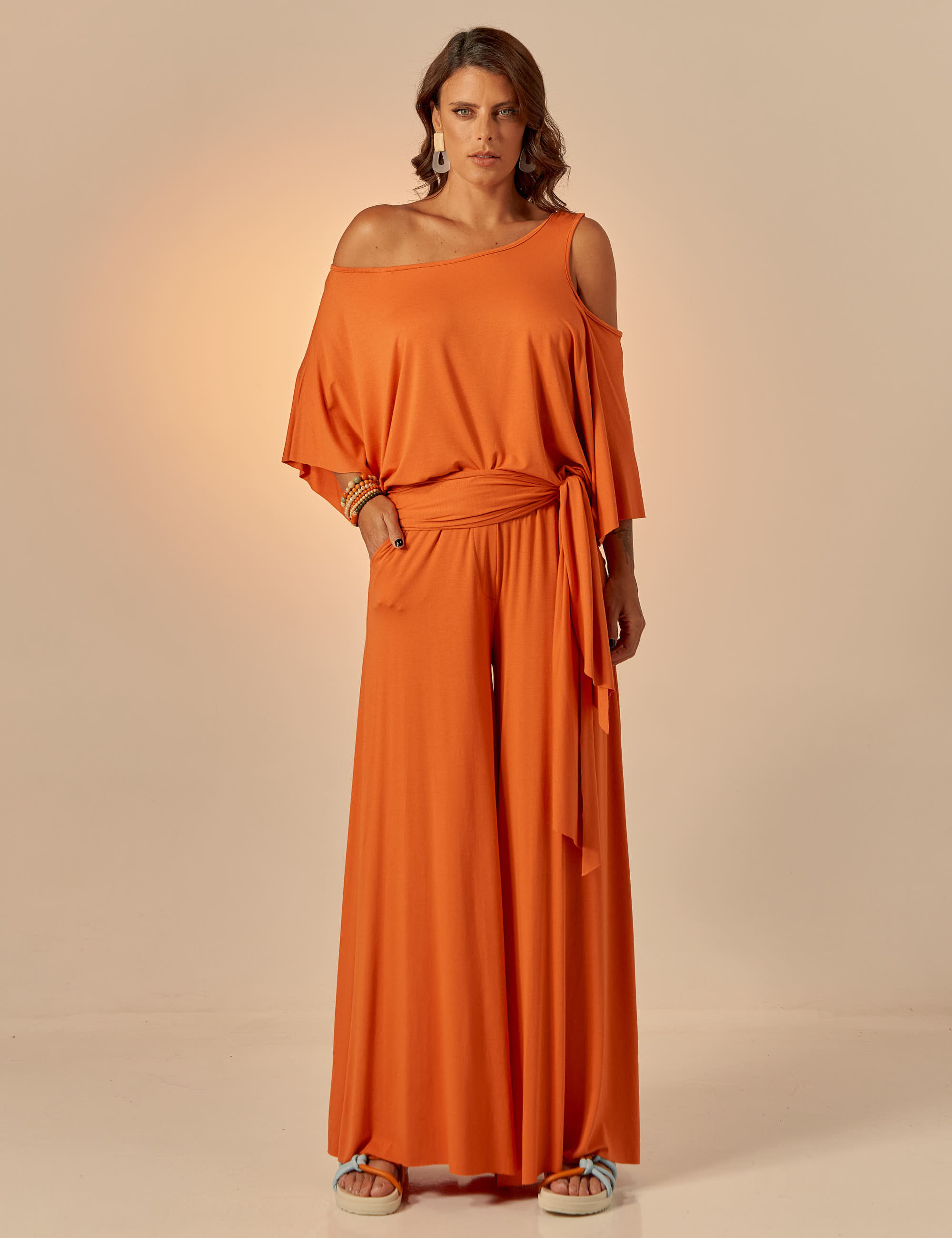 Blusa Abertura Ombros Faixa Cúrcuma