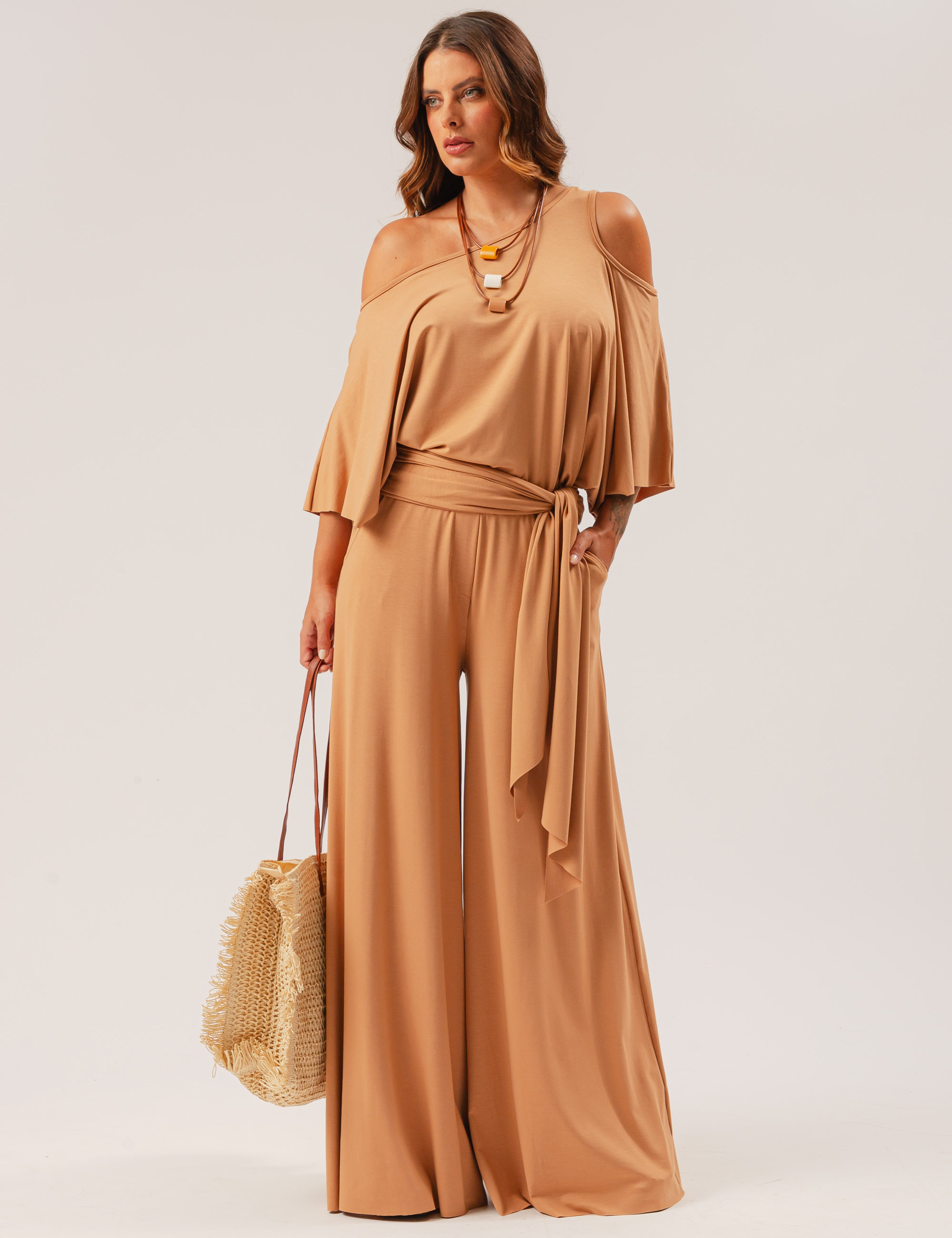 Blusa Abertura Ombros Faixa Bege Deserto