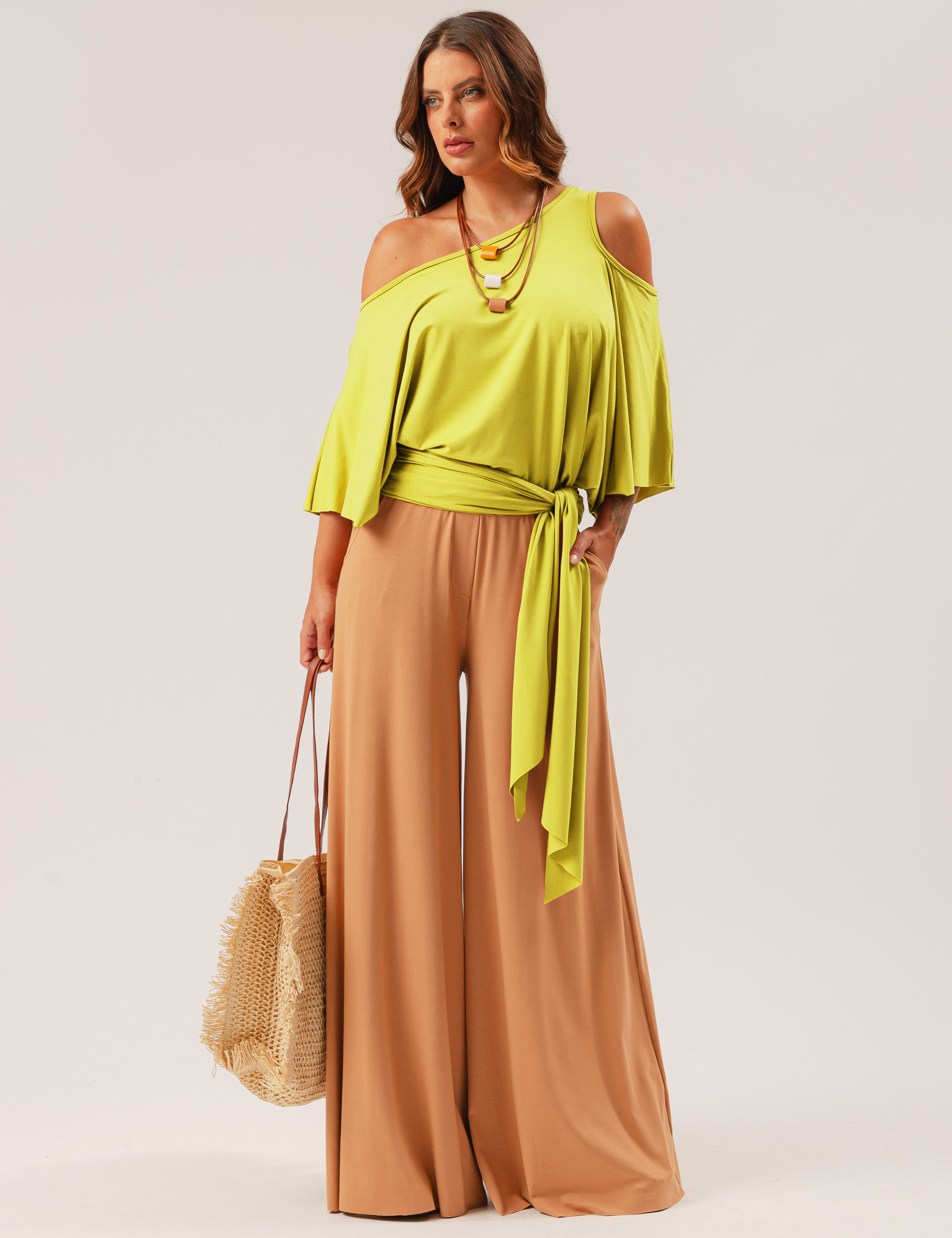 Blusa Abertura Ombros Faixa Verde Lima Limão
