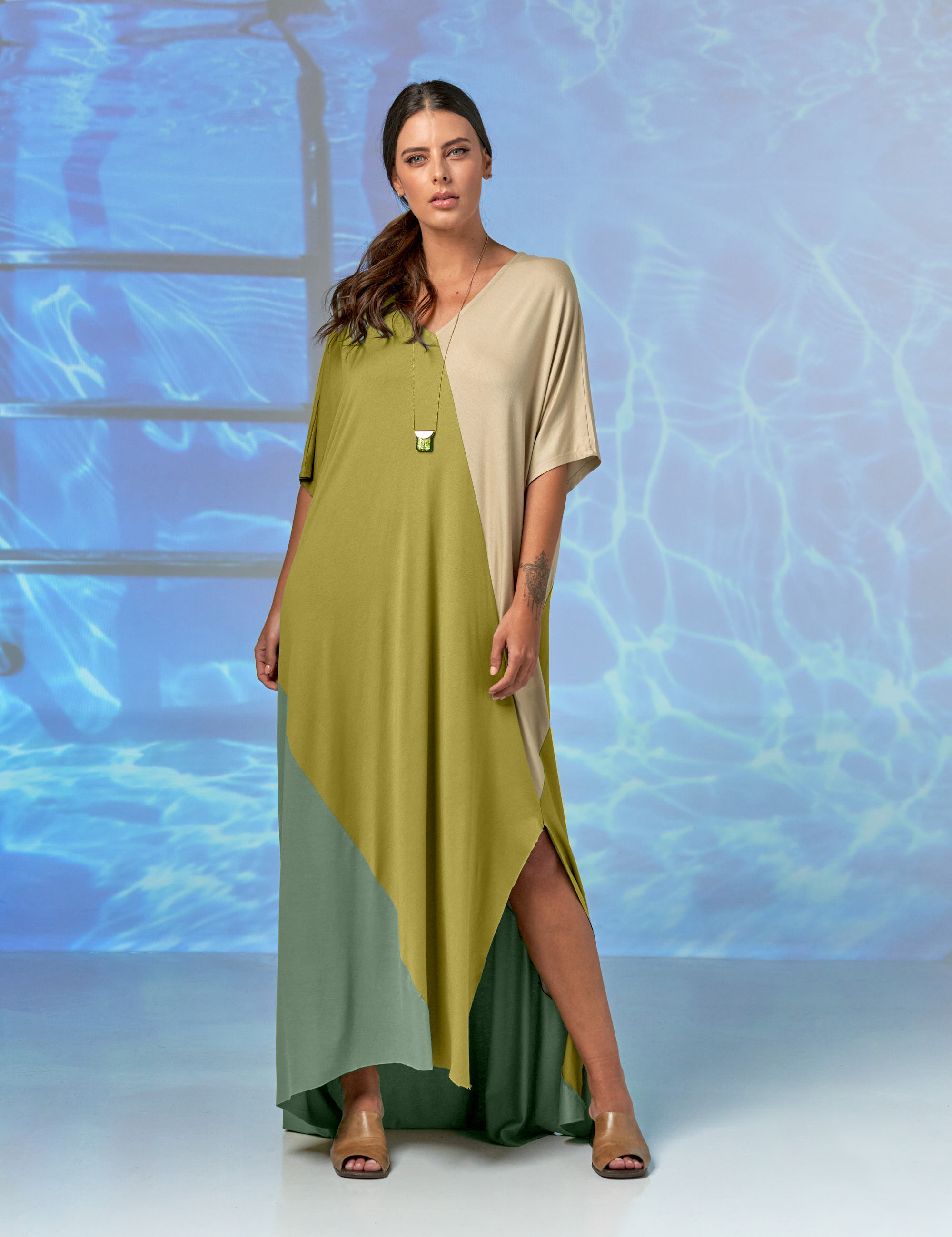 Vestido Tricolor Manga Maçã Verde