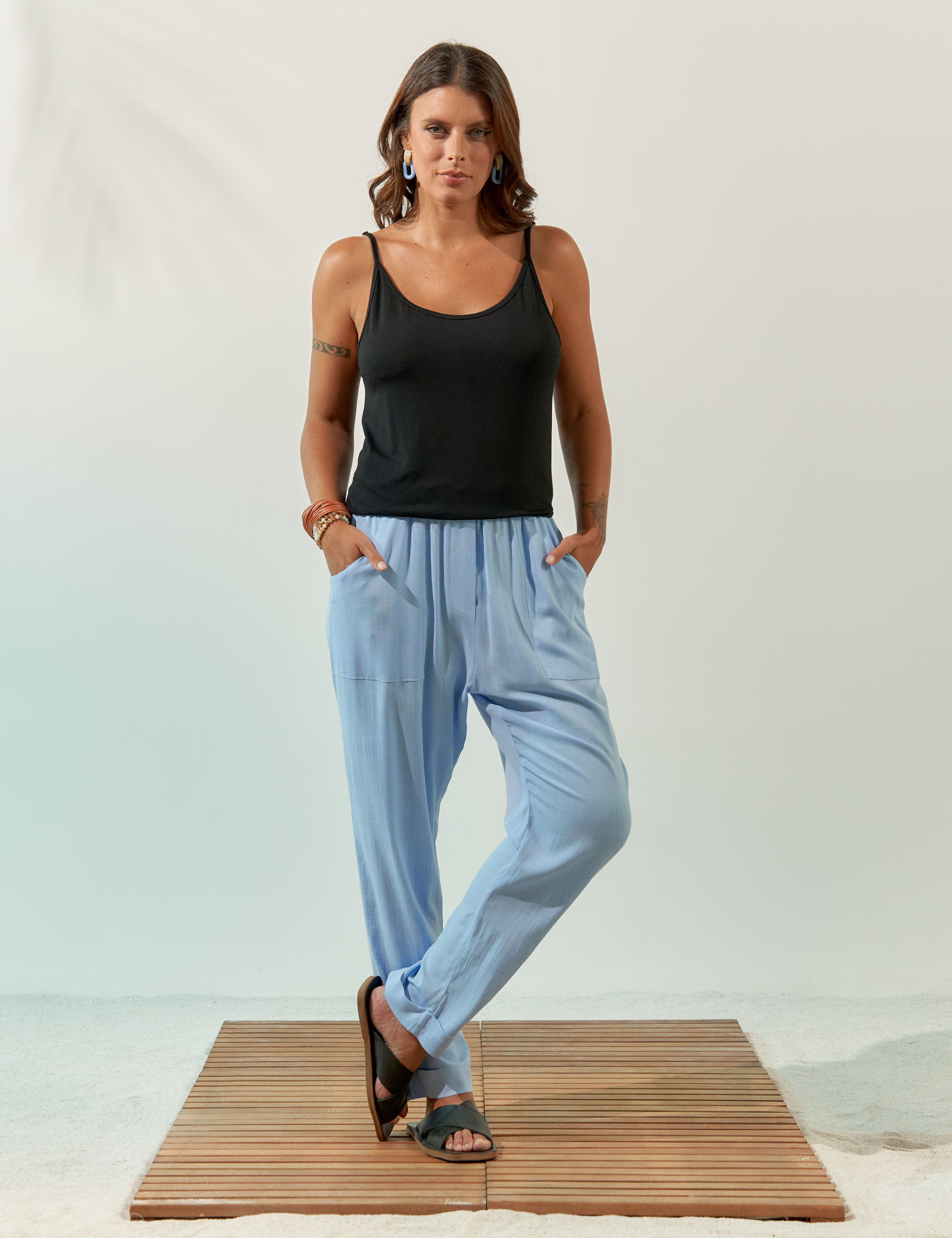 Calça Clássica Linho Azul Brisa