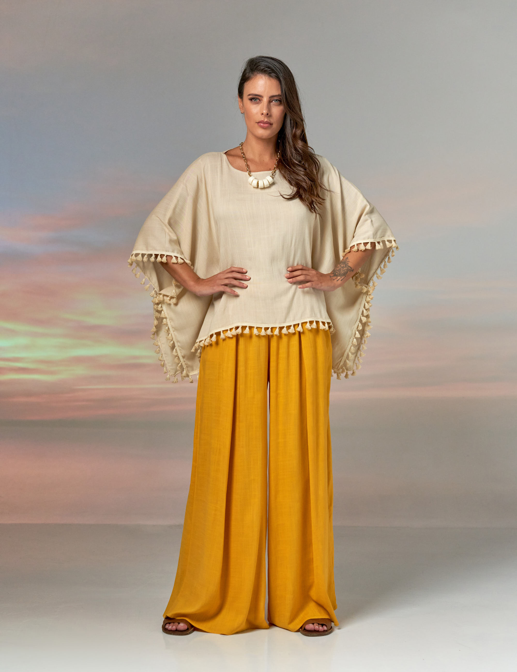 Calça Pantalona Linho Pregas Maracujá