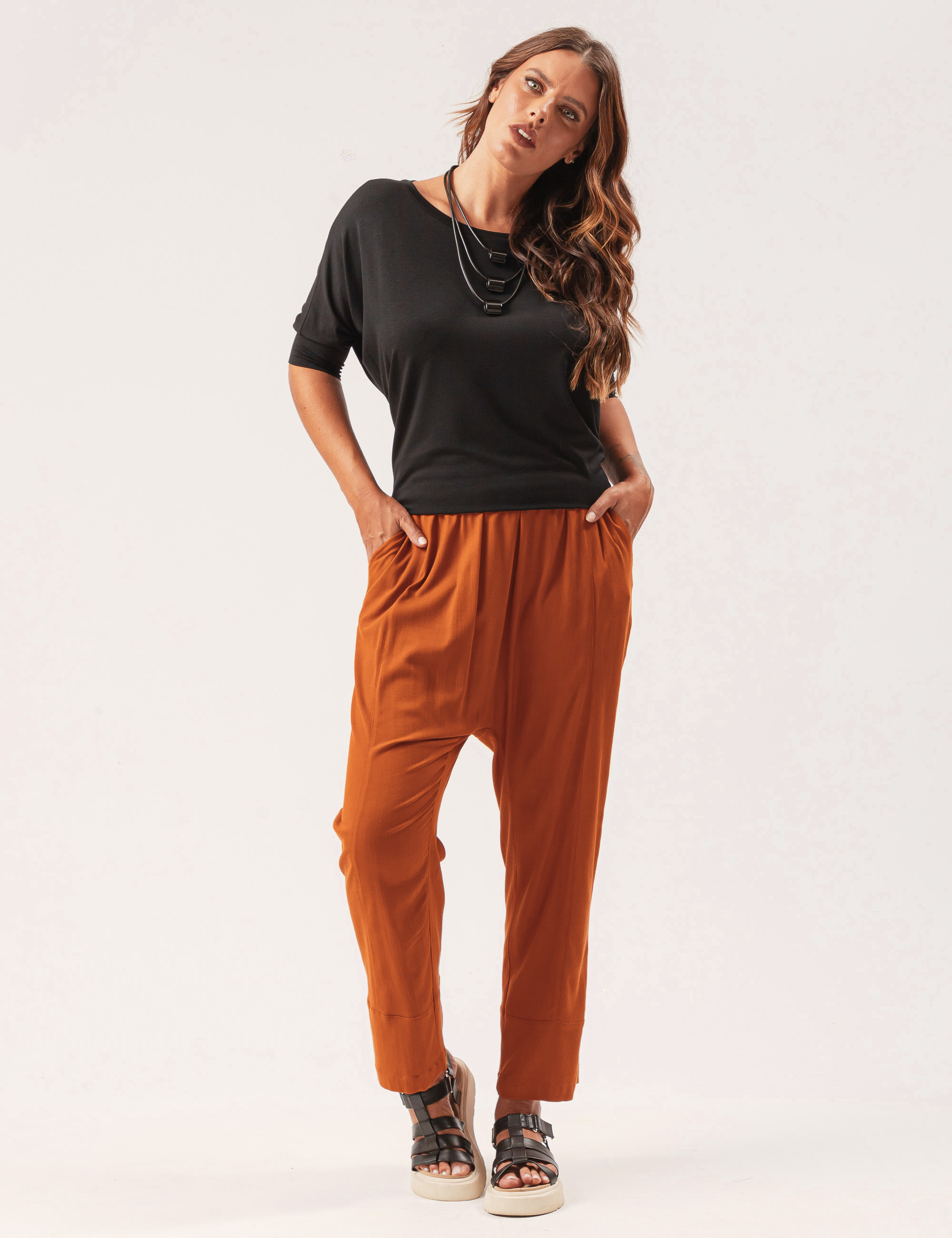 Calça Saruel Linho Marrom Terra