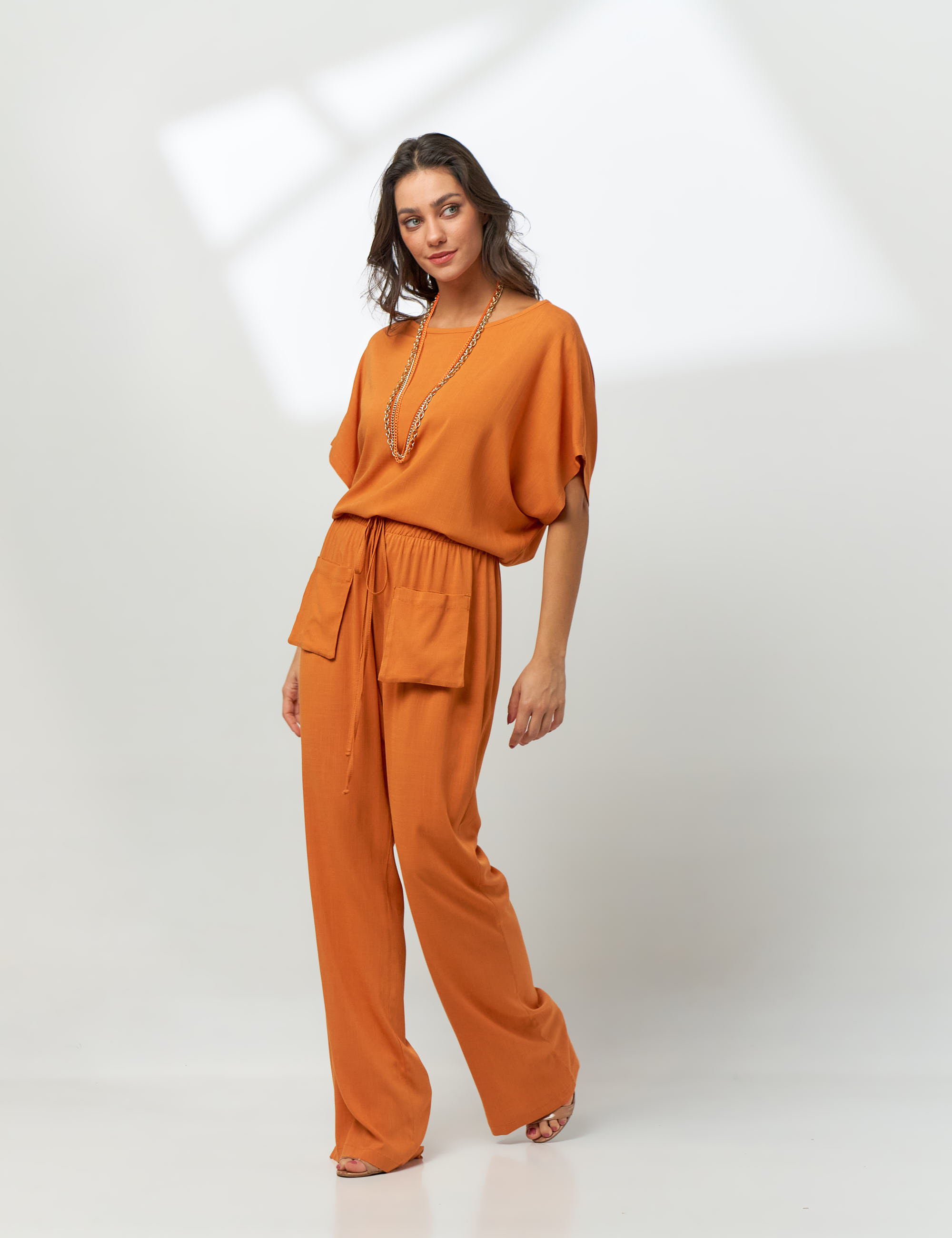 Blusa Quadrada Linho Dendê