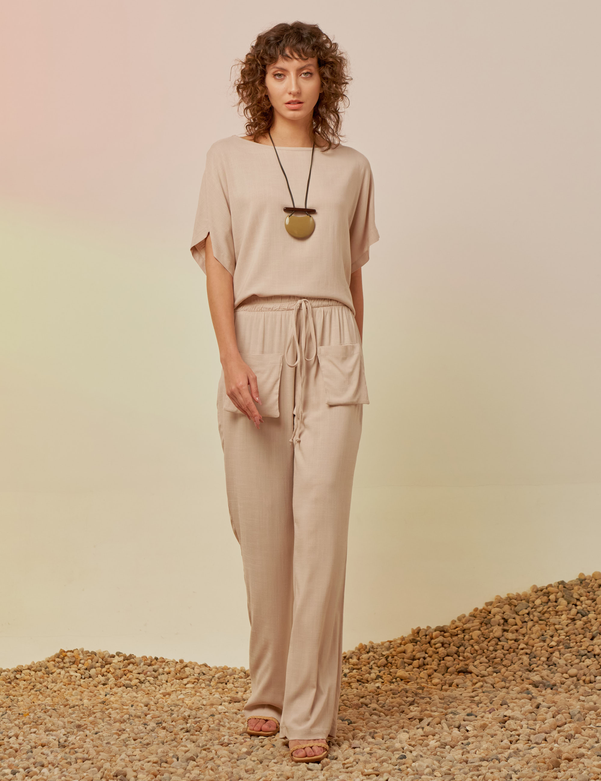 Calça Linho Bolsos Aspargo