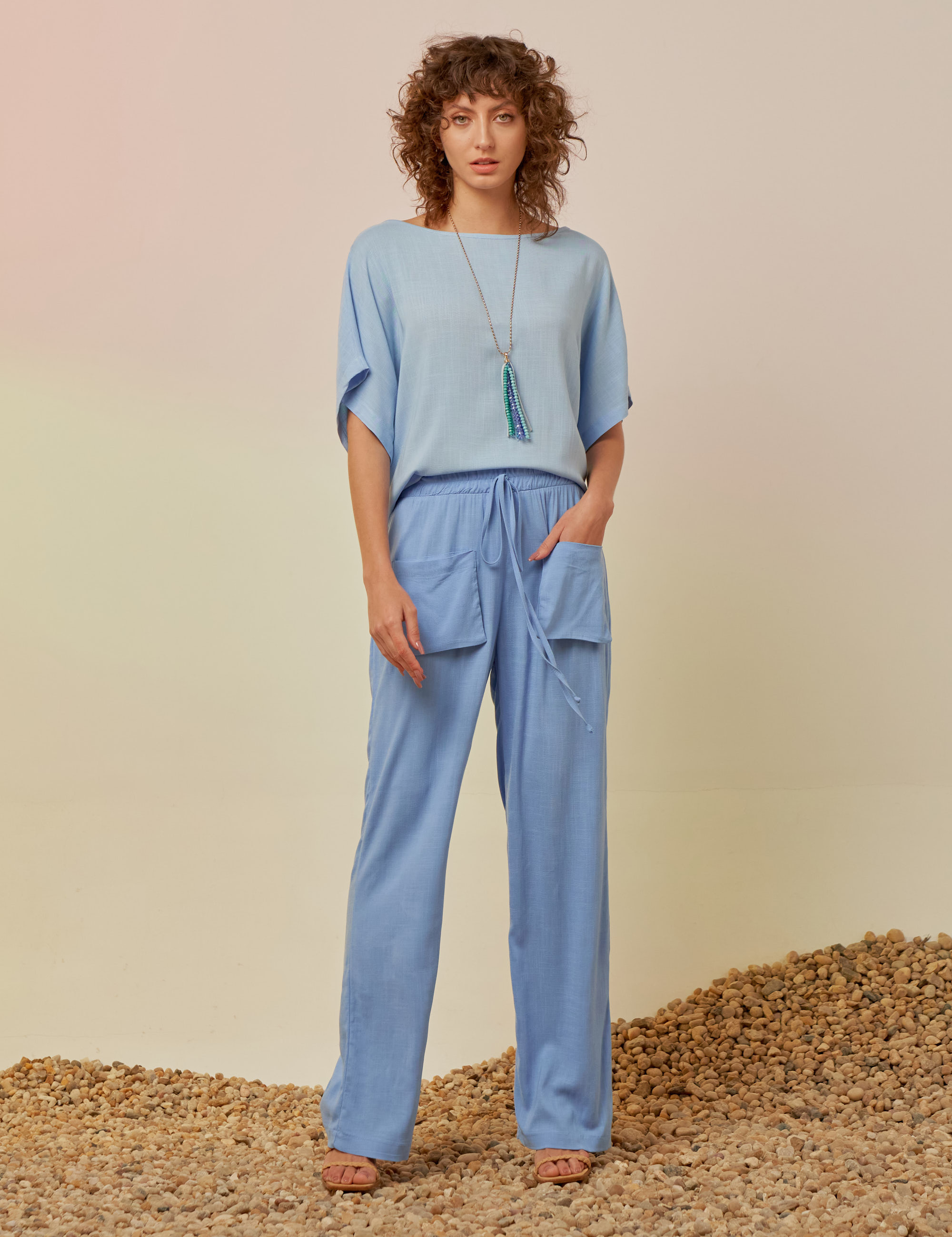 Calça Linho Bolsos Mágico