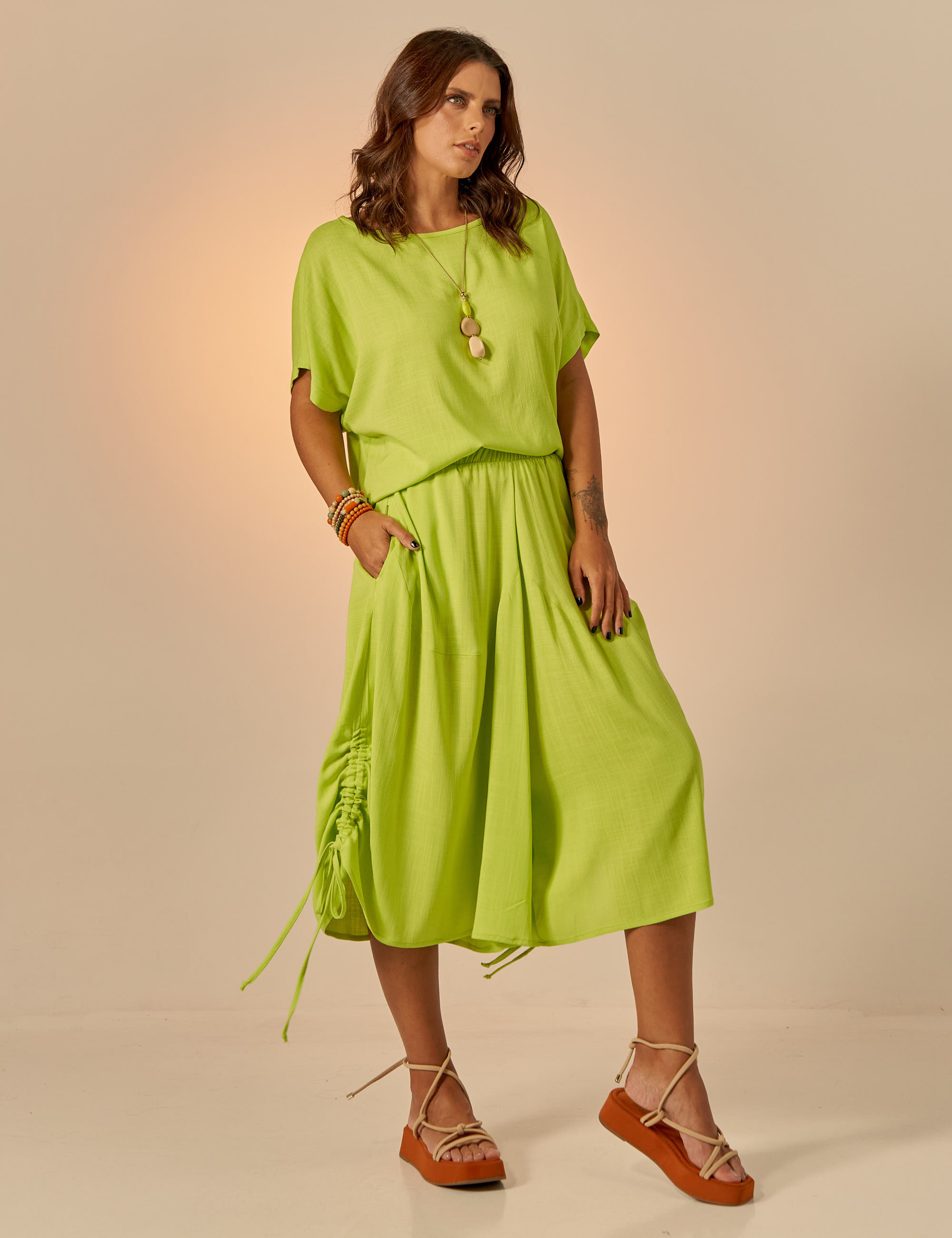 Calça Pantacourt Linho Lima