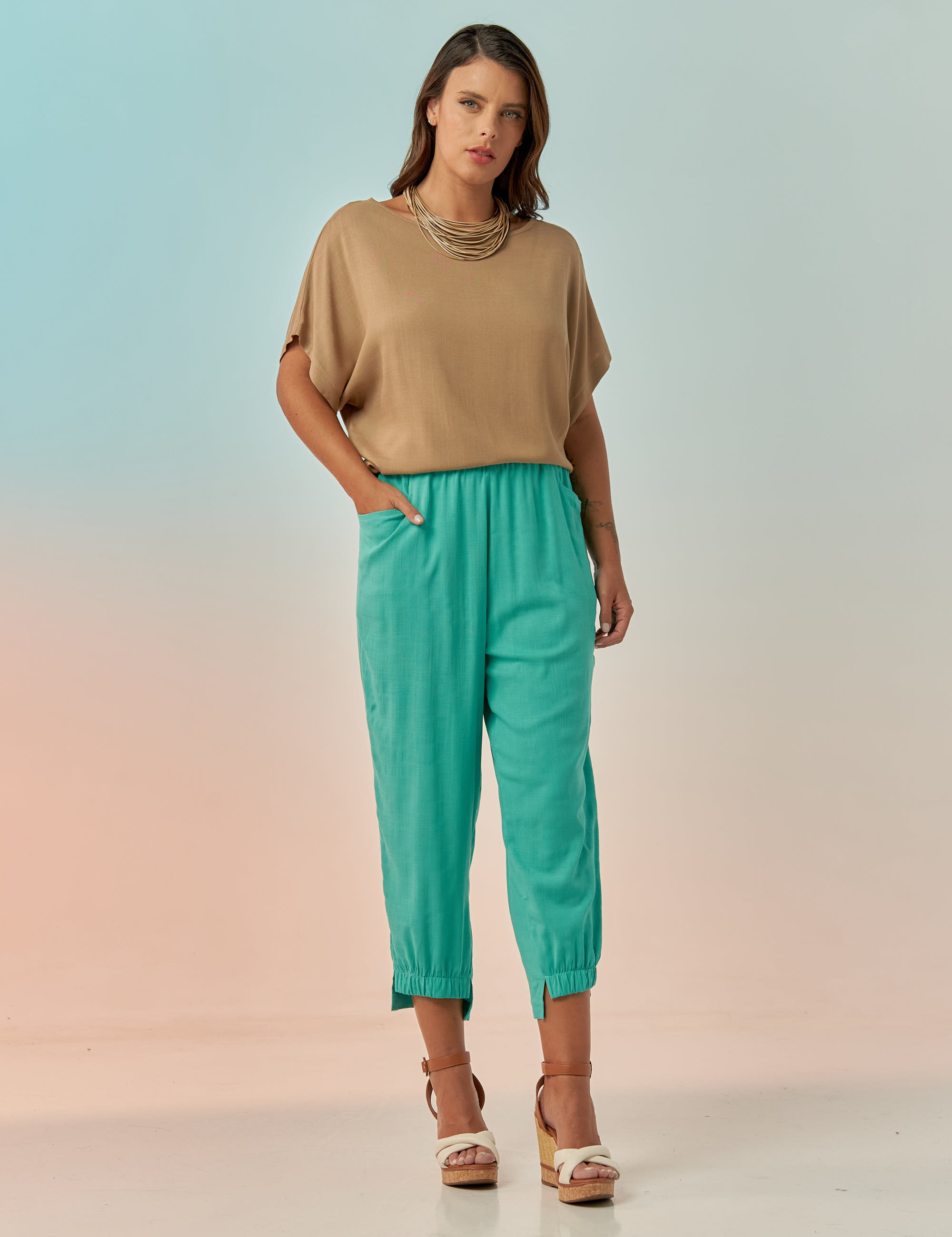 Blusa Quadrada Linho Bege Avelã