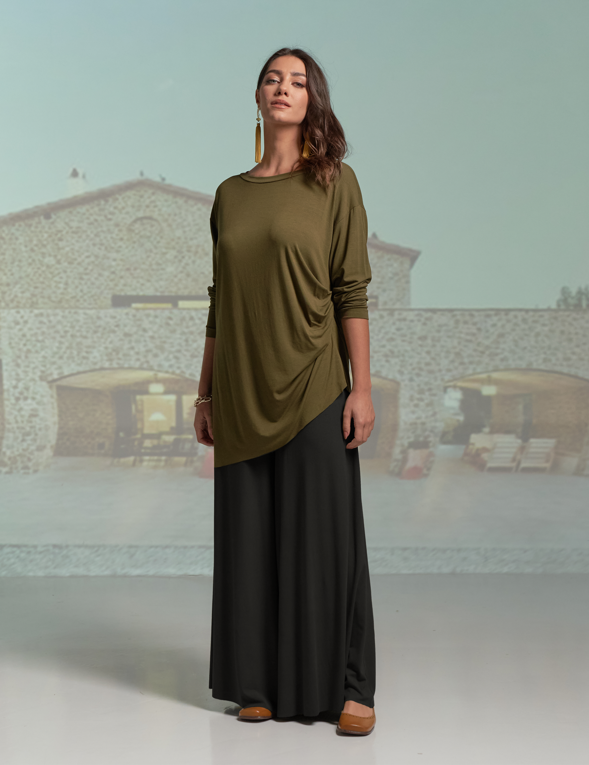 Blusa Assimétrica Malha Carnaúba