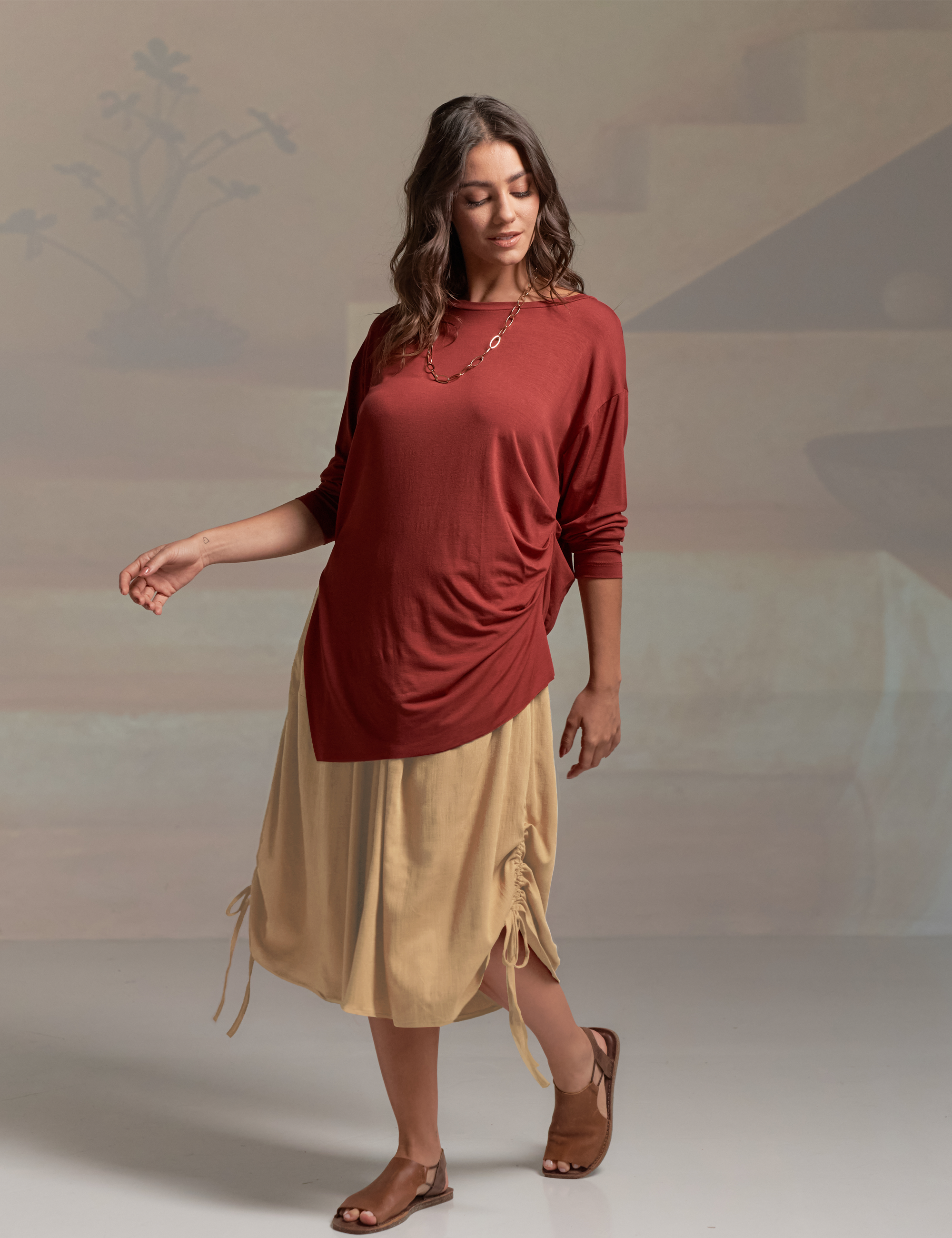 Blusa Assimétrica Malha Pinhão