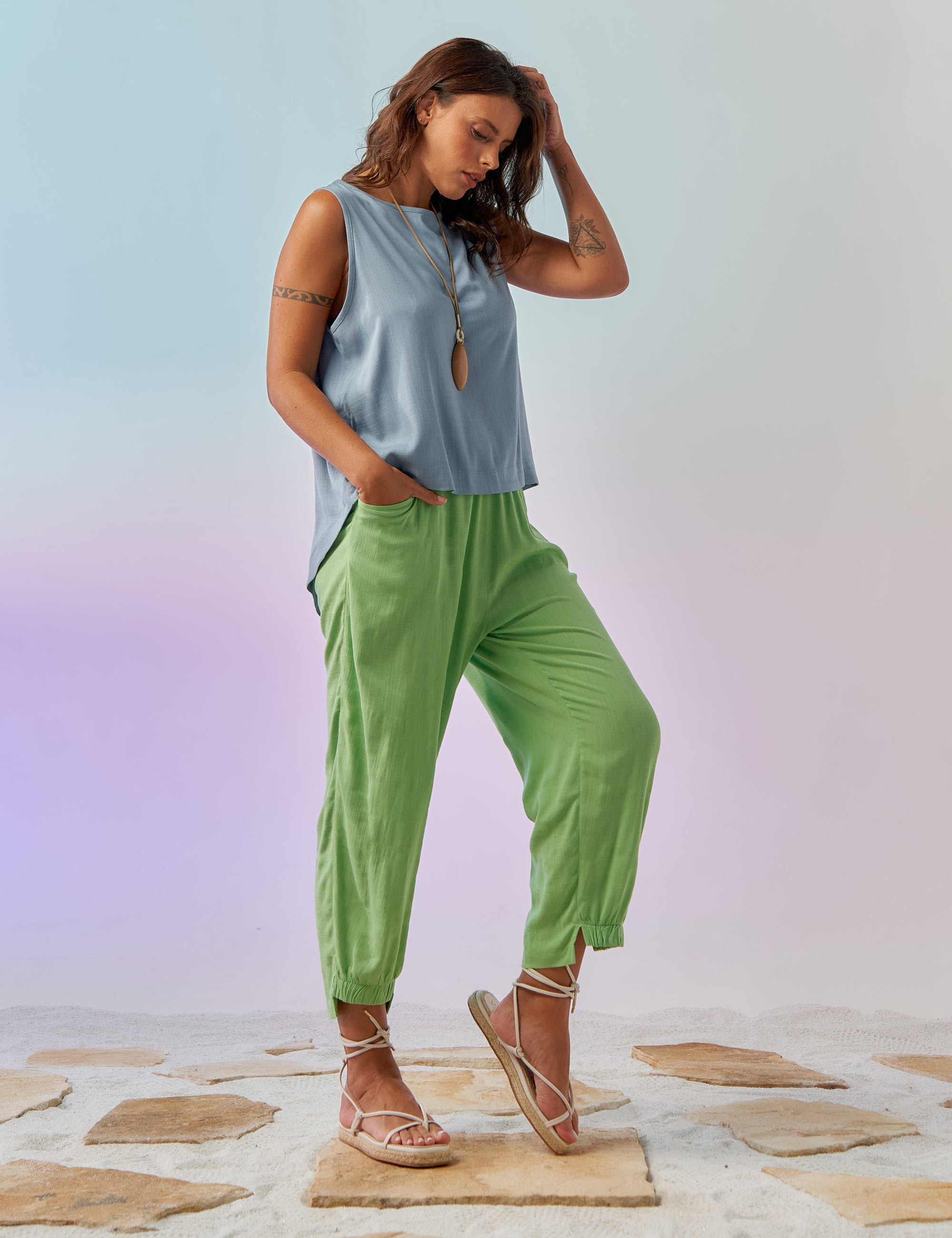 Blusa Cropped Linho Celeste