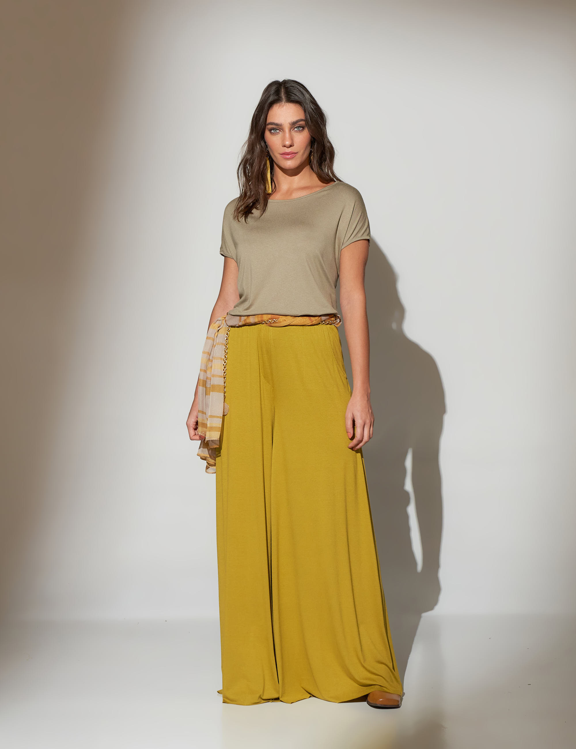 Calça Maxi Pantalona Espinafre-U